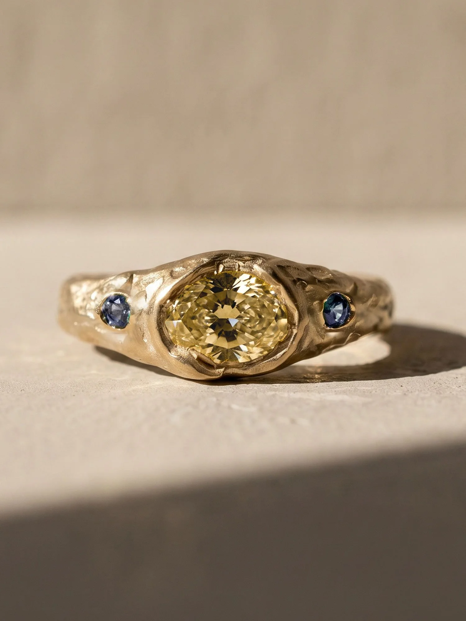 Ophelia-1ct-yellow-5.jpg