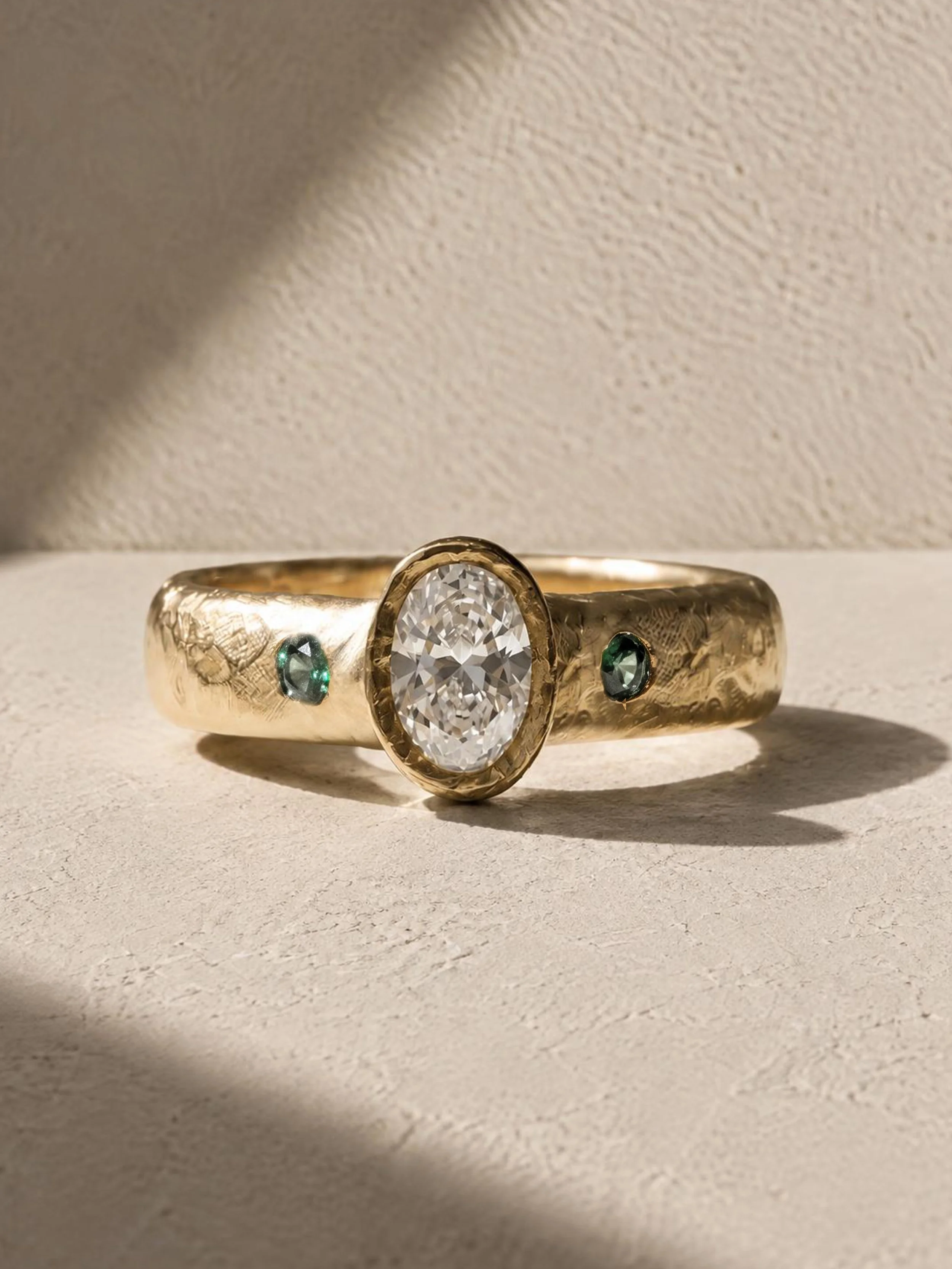 Essence-0.75ct-green.jpg