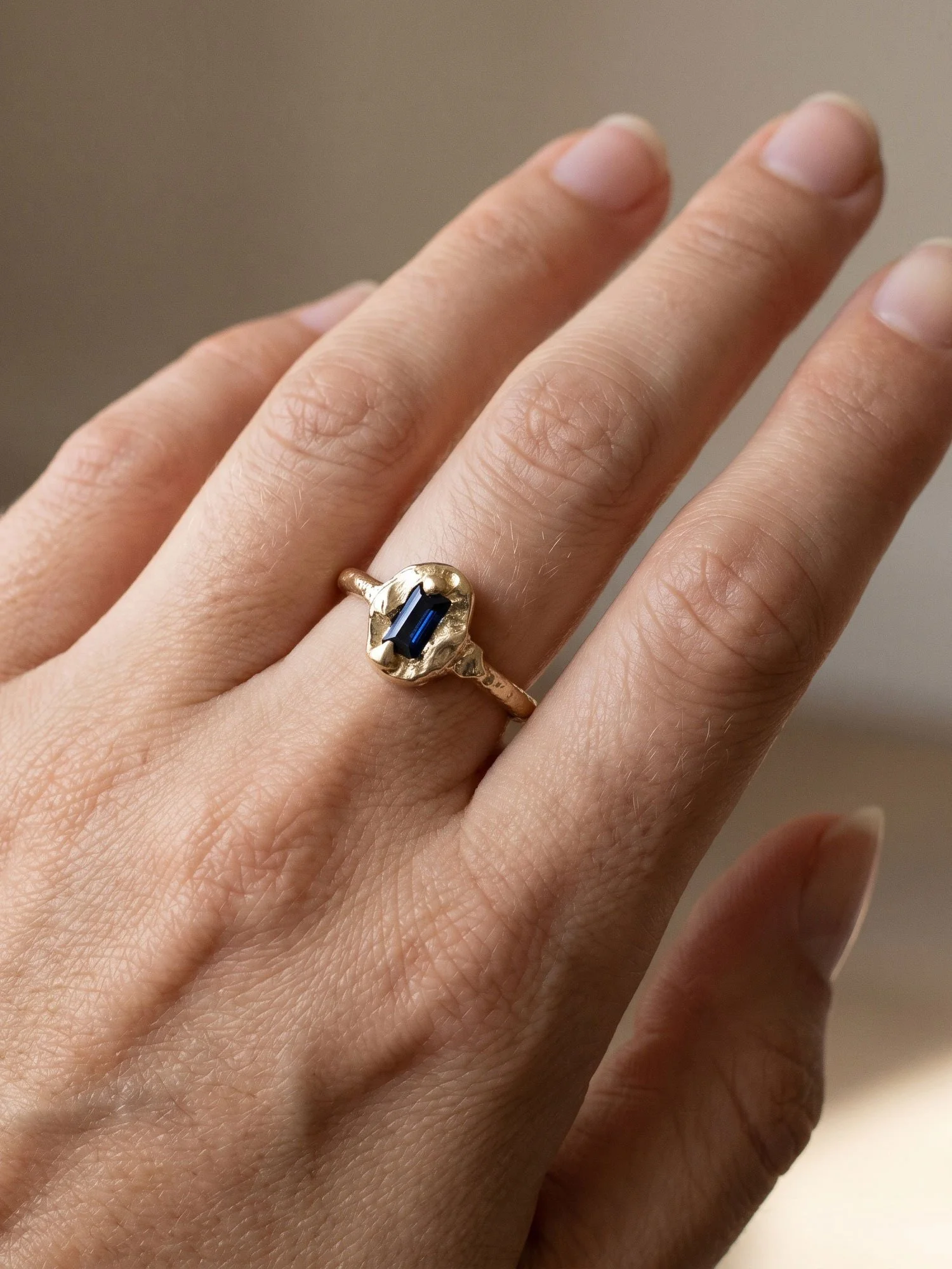 blue-baguette-ring_3.jpg