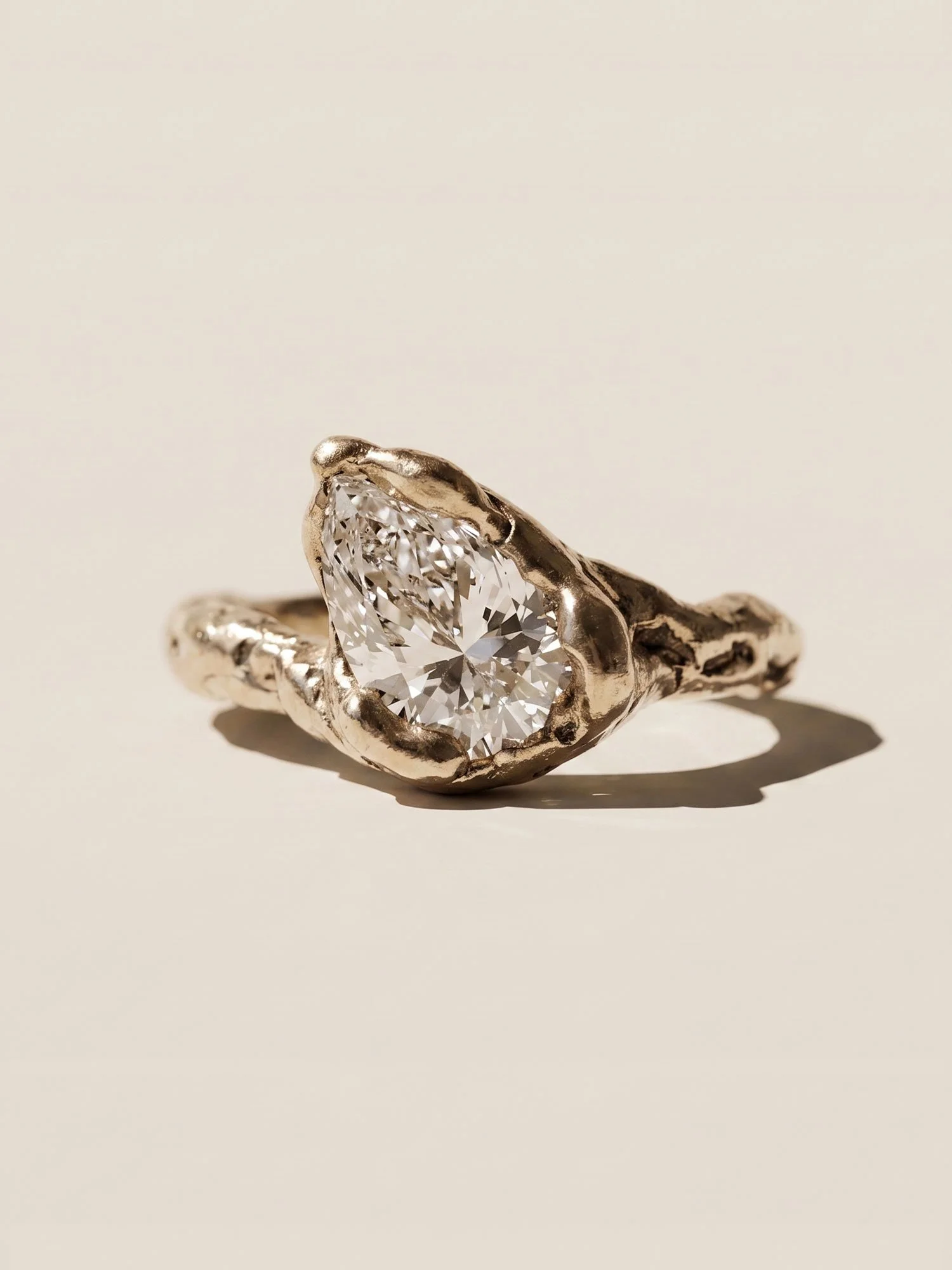 Venus Ring - 2ct Diamond