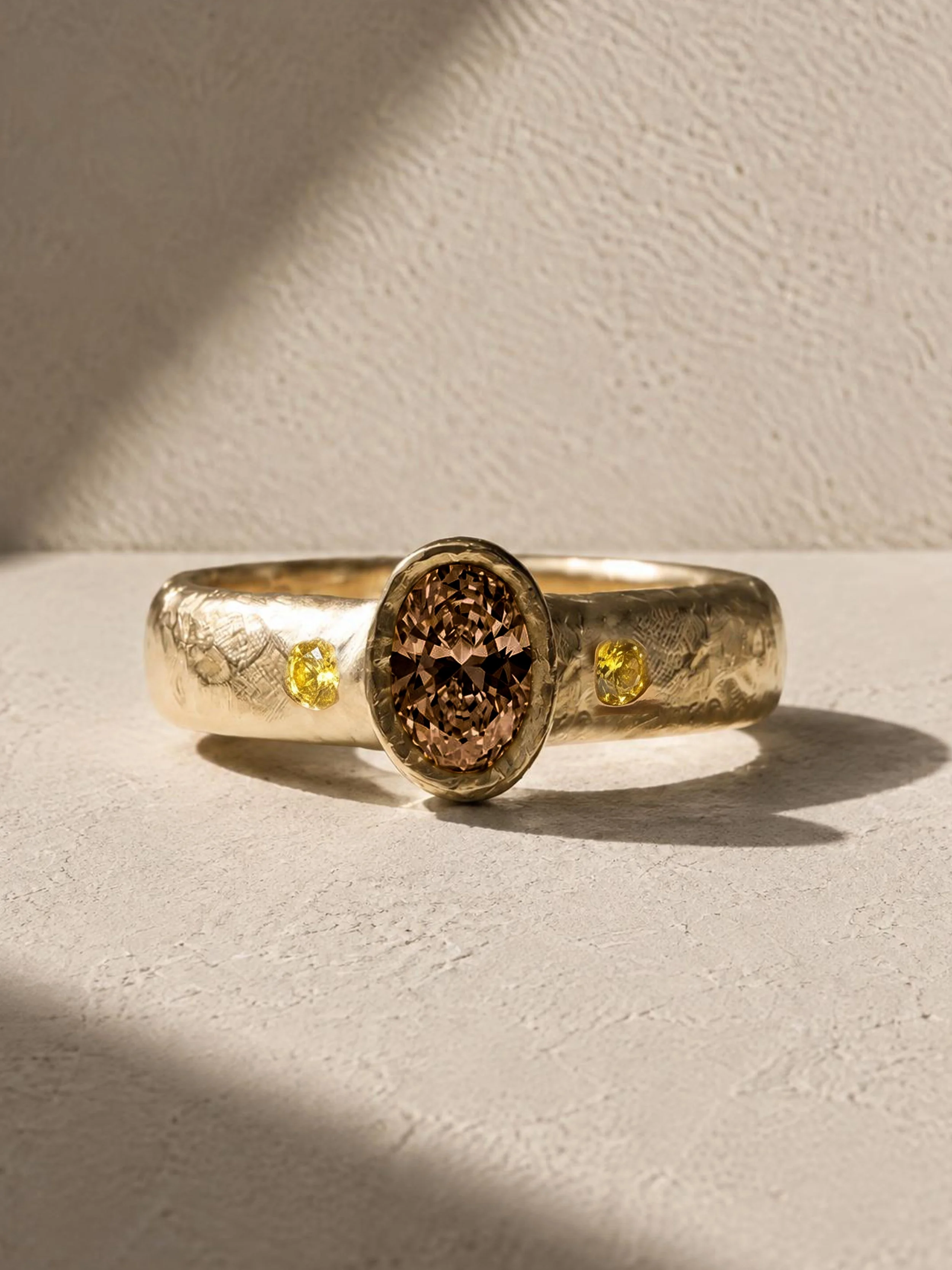 Essence-0.75ct-brown-5.jpg