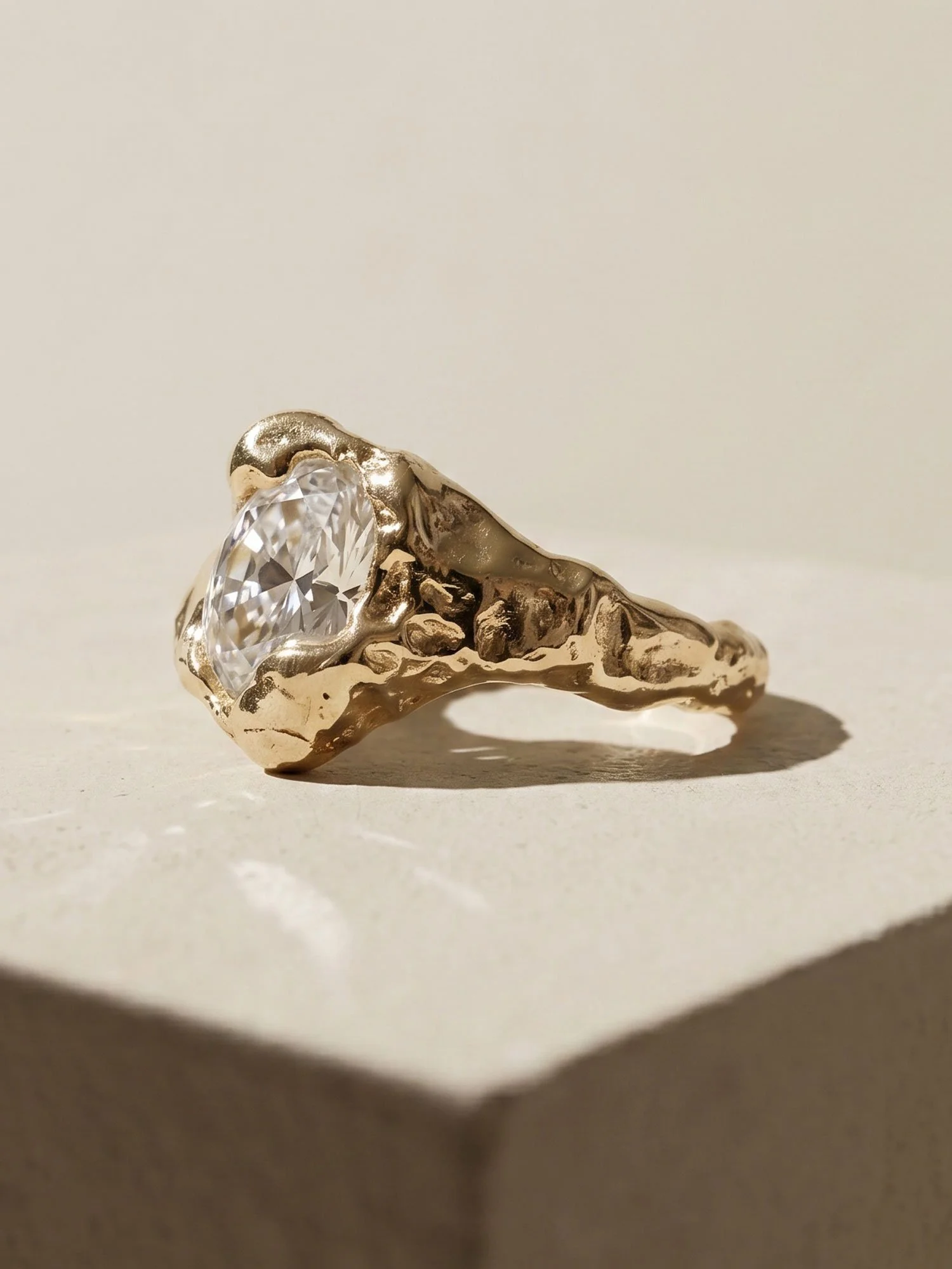 2ct-oval-diamond_6.jpg