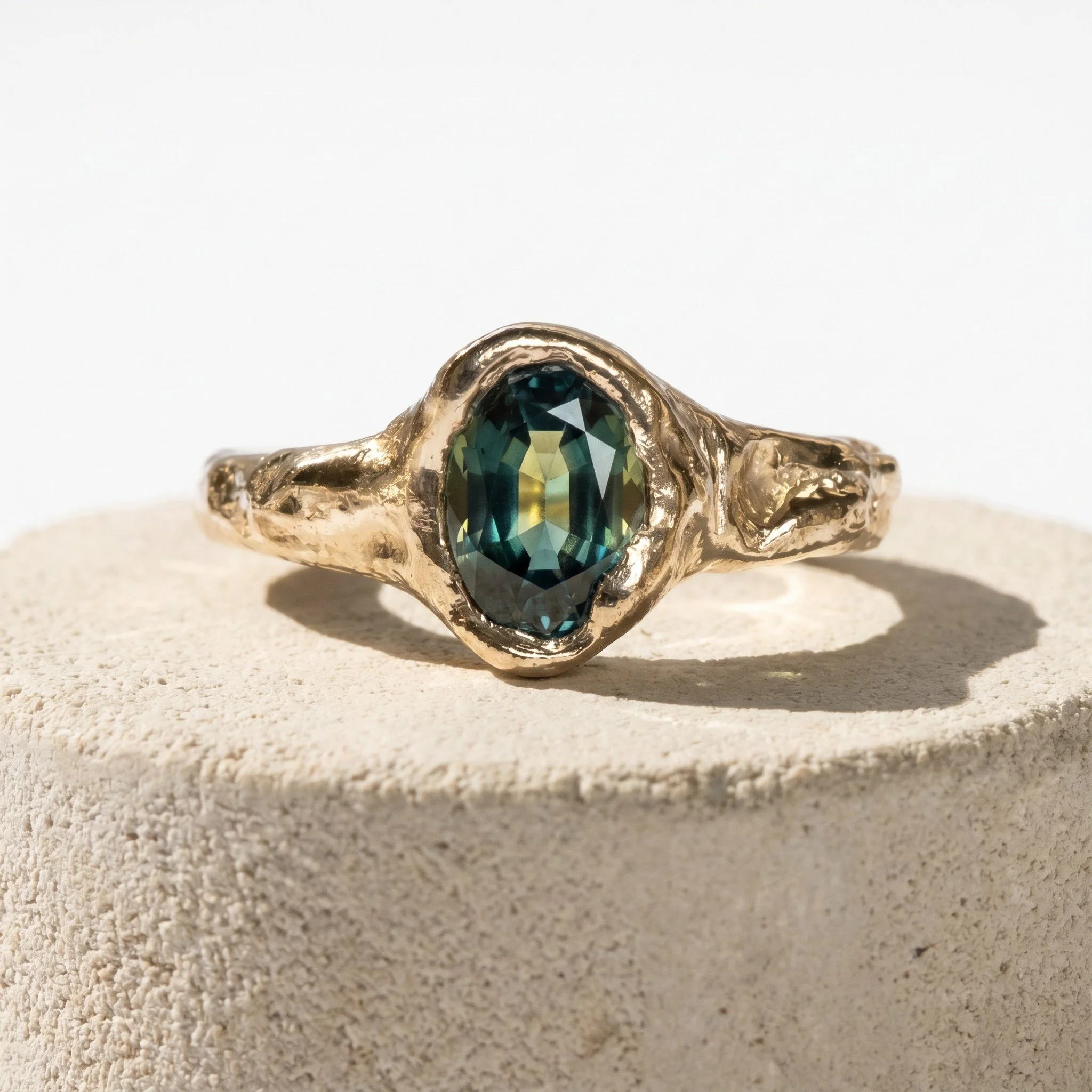 nightjar_image_change_gemstone_to_a_oval_parti_sapphire (2).jpeg