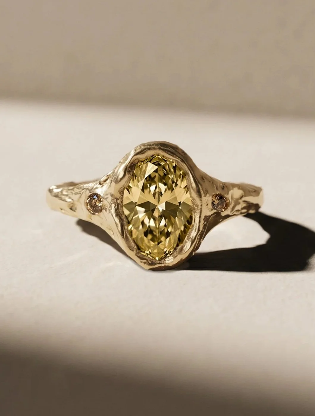 Aurora-1.5ct-yellow-2.jpg