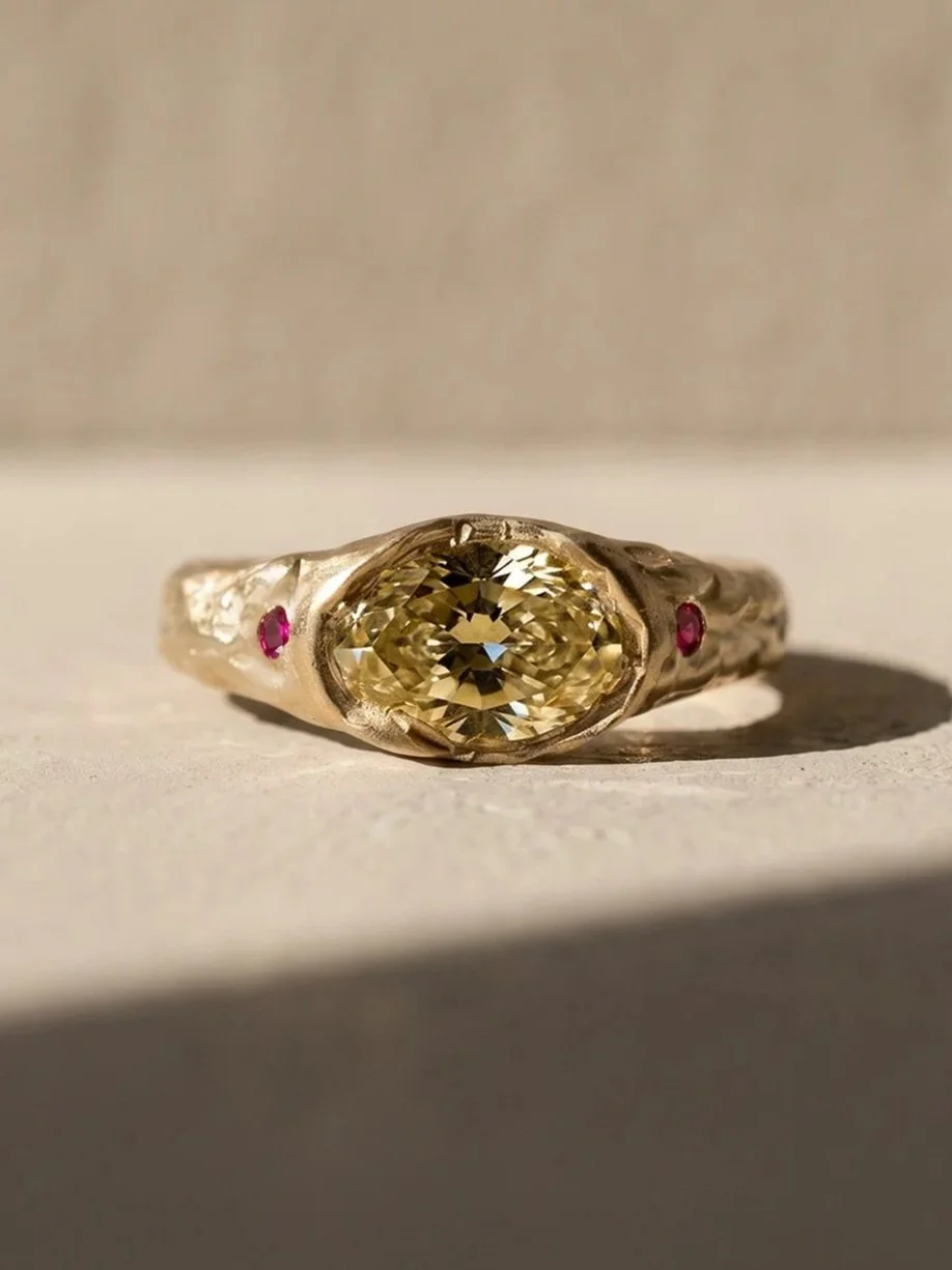 Ophelia-2ct-yellow-10.jpg