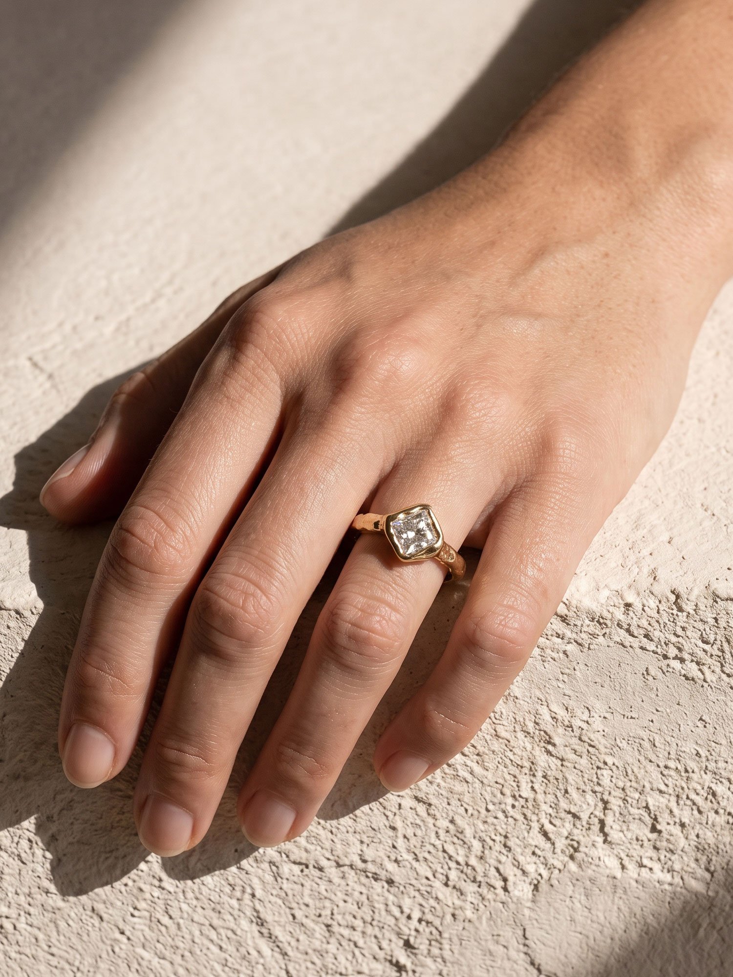 1ct-cushion_4.jpg
