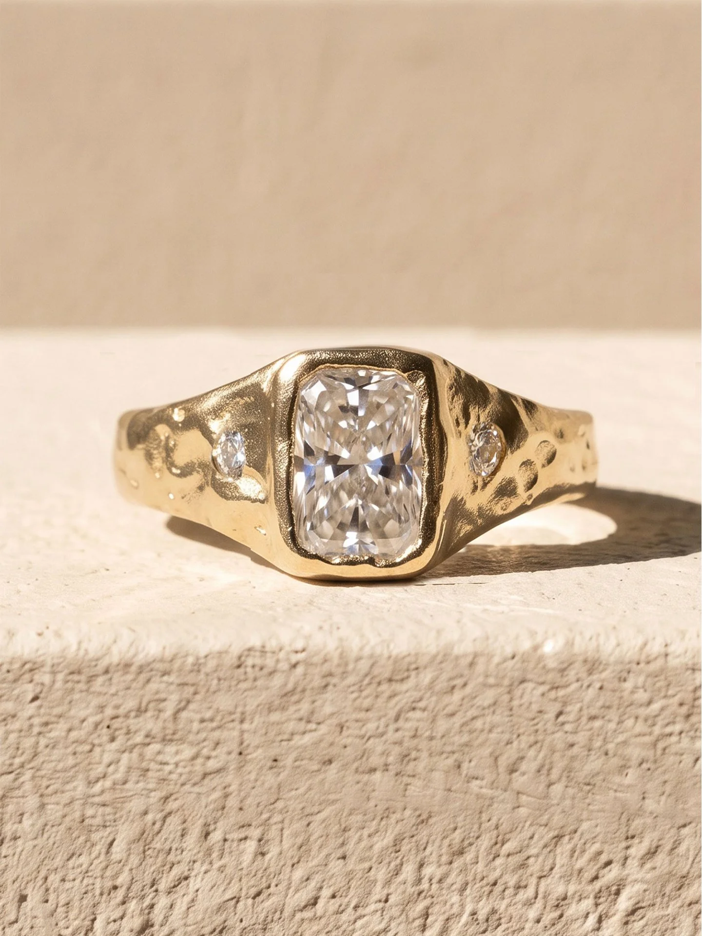 Ember-1ct-white.jpg