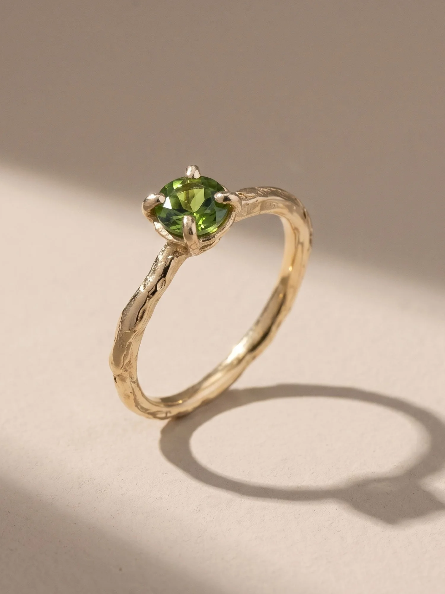 Ethereal Ring - Green Sapphire