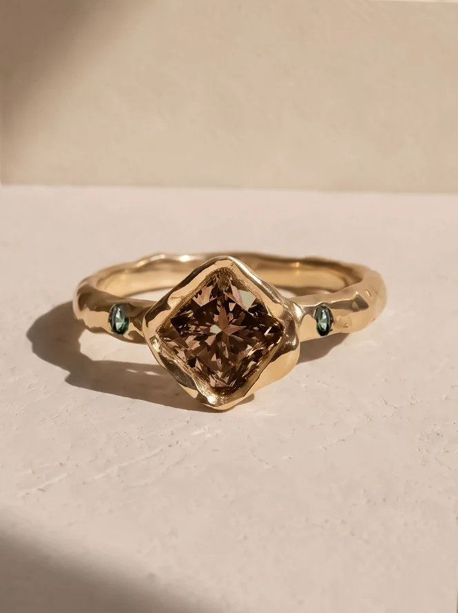Cushion-brown-gems-3.jpg