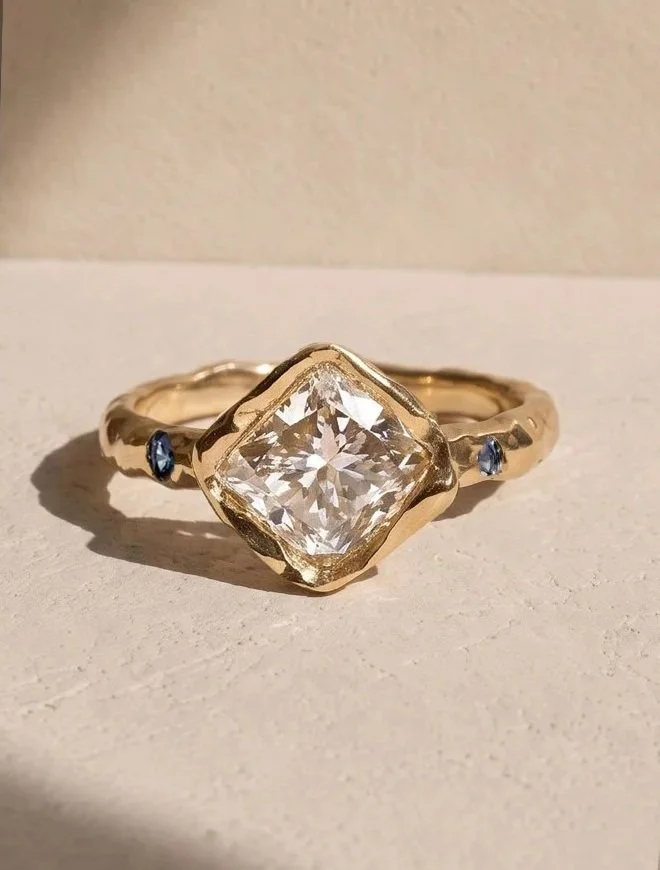 Cushion-2ct-blue.jpg