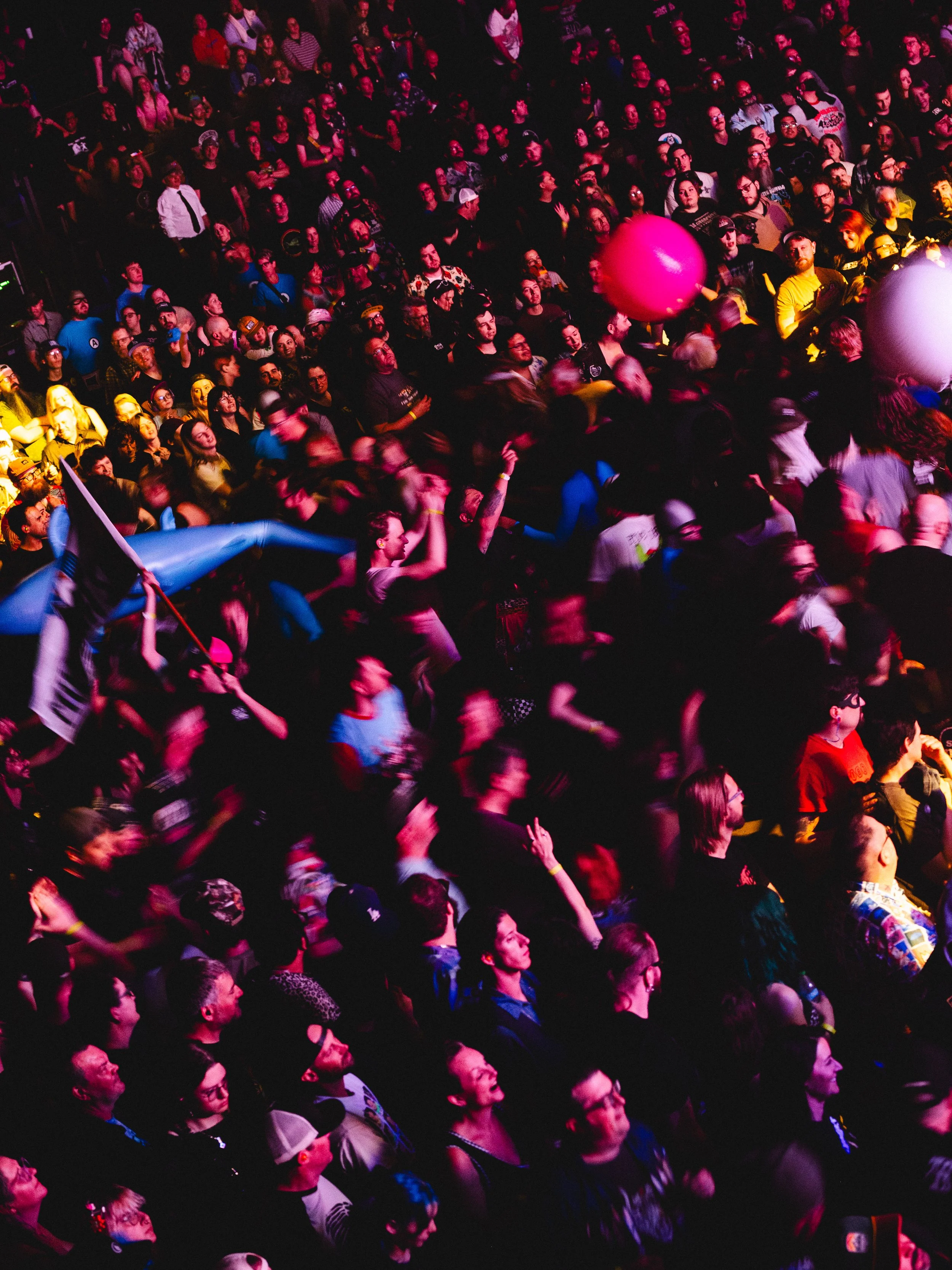 crowd-15.jpg