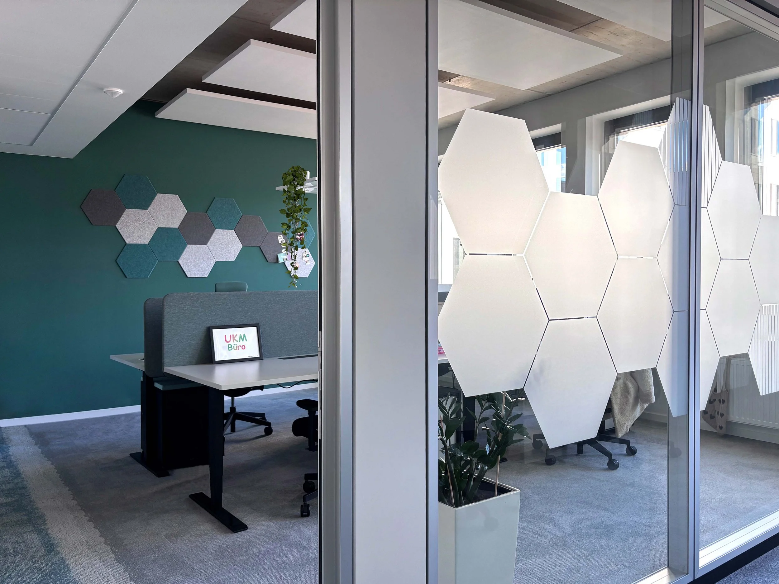 Kosina-Interiors-BOND-officedesign-Büro-ehex-Dortmund.jpg