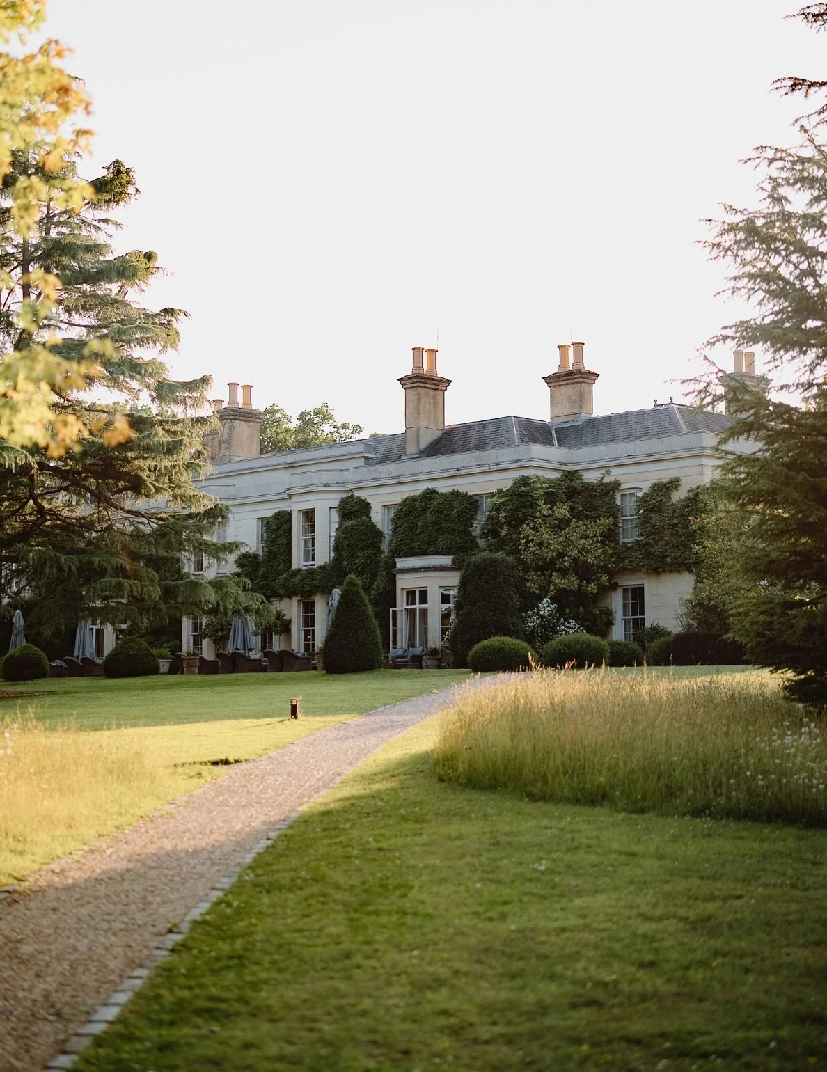 Summertime at beautiful @limewoodhotel captured by @clairemenary 🌿🌞

#summerstaycay #summerholiday #newforest
