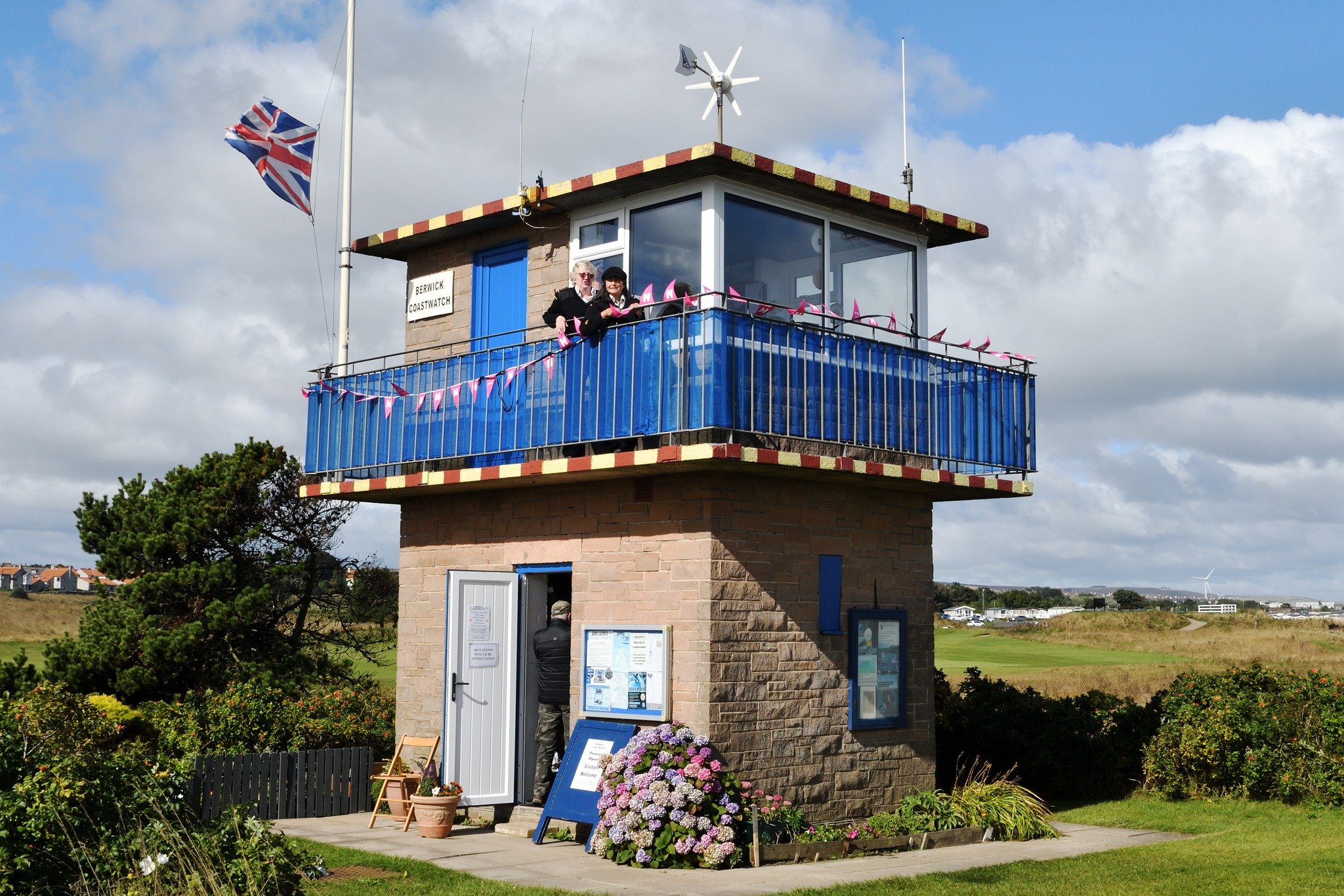 Enjoy beautiful views out to sea from the Old Coastguard Station this HODS. It is well worth the short walk away from the walls to say hi to the coastwatch and see the scenery.

📆 Fri 13 Sept
⏰ 10am - 4pm

📆 Sat 14 Sept
⏰ 10am - 4pm

📆 Sun 15 Sept