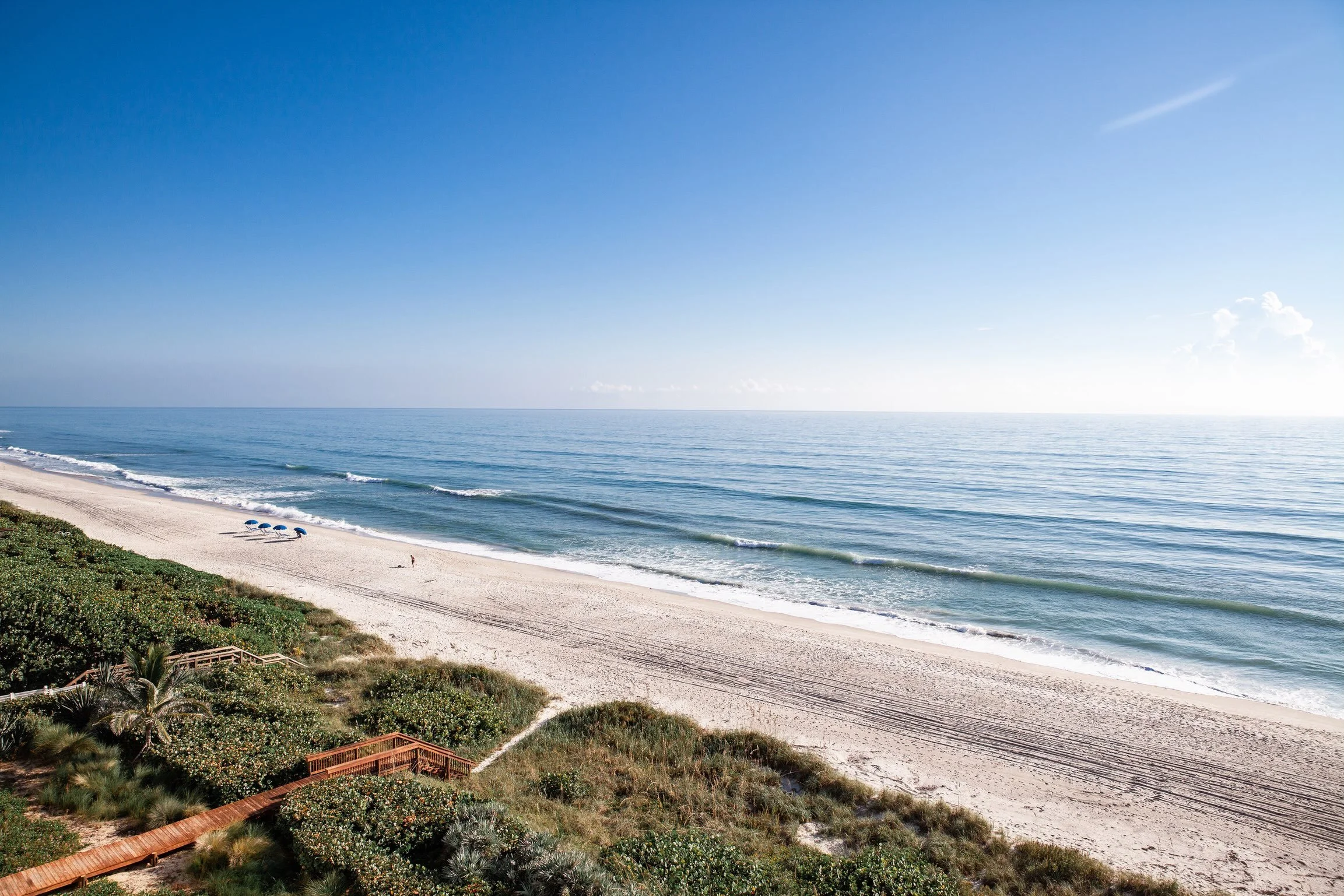 Condo summer views that stretch far over the horizon.