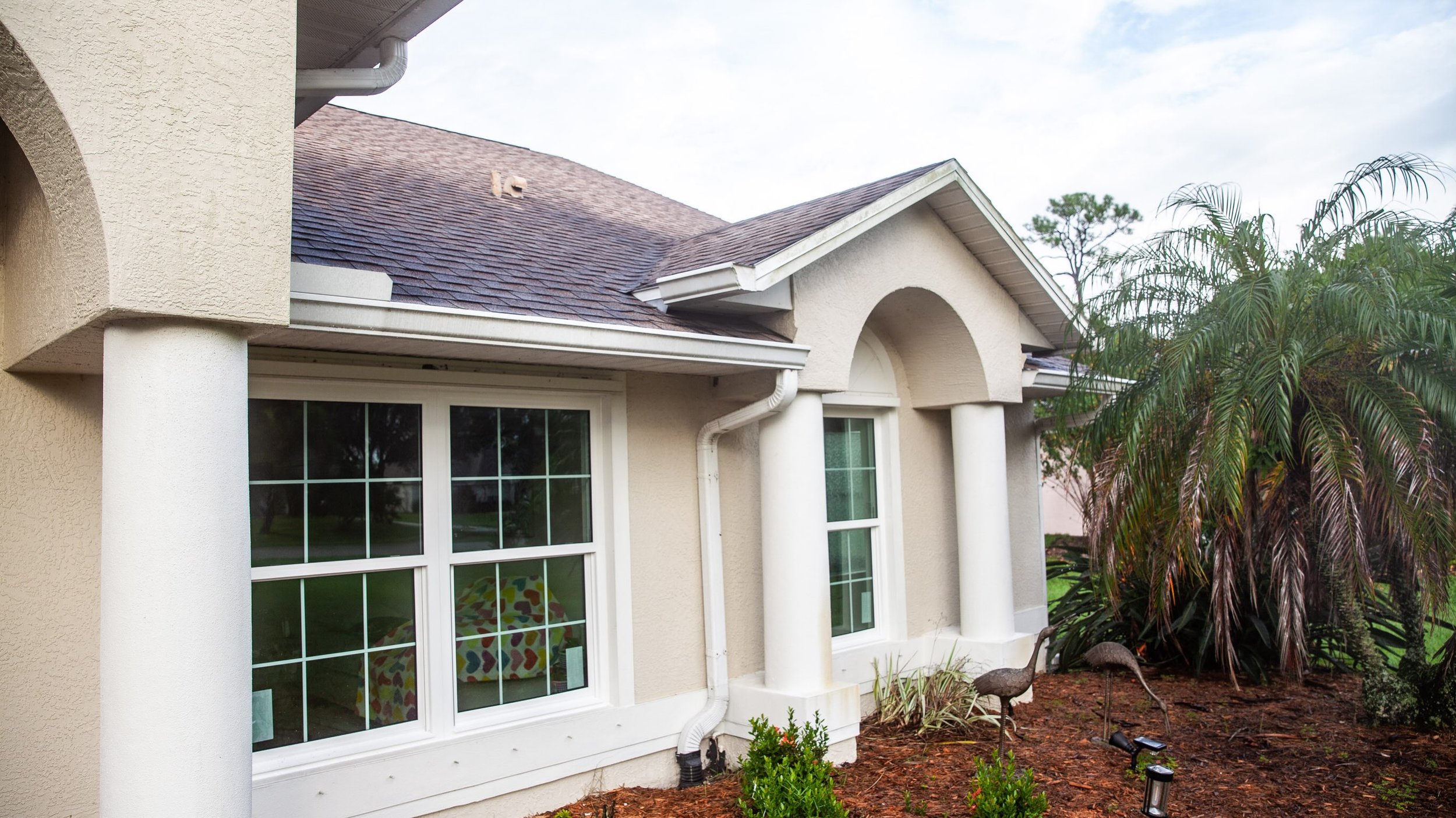Fresh and sleek. @pgtwindowsdoors always delivers an effortless transition from old to new.