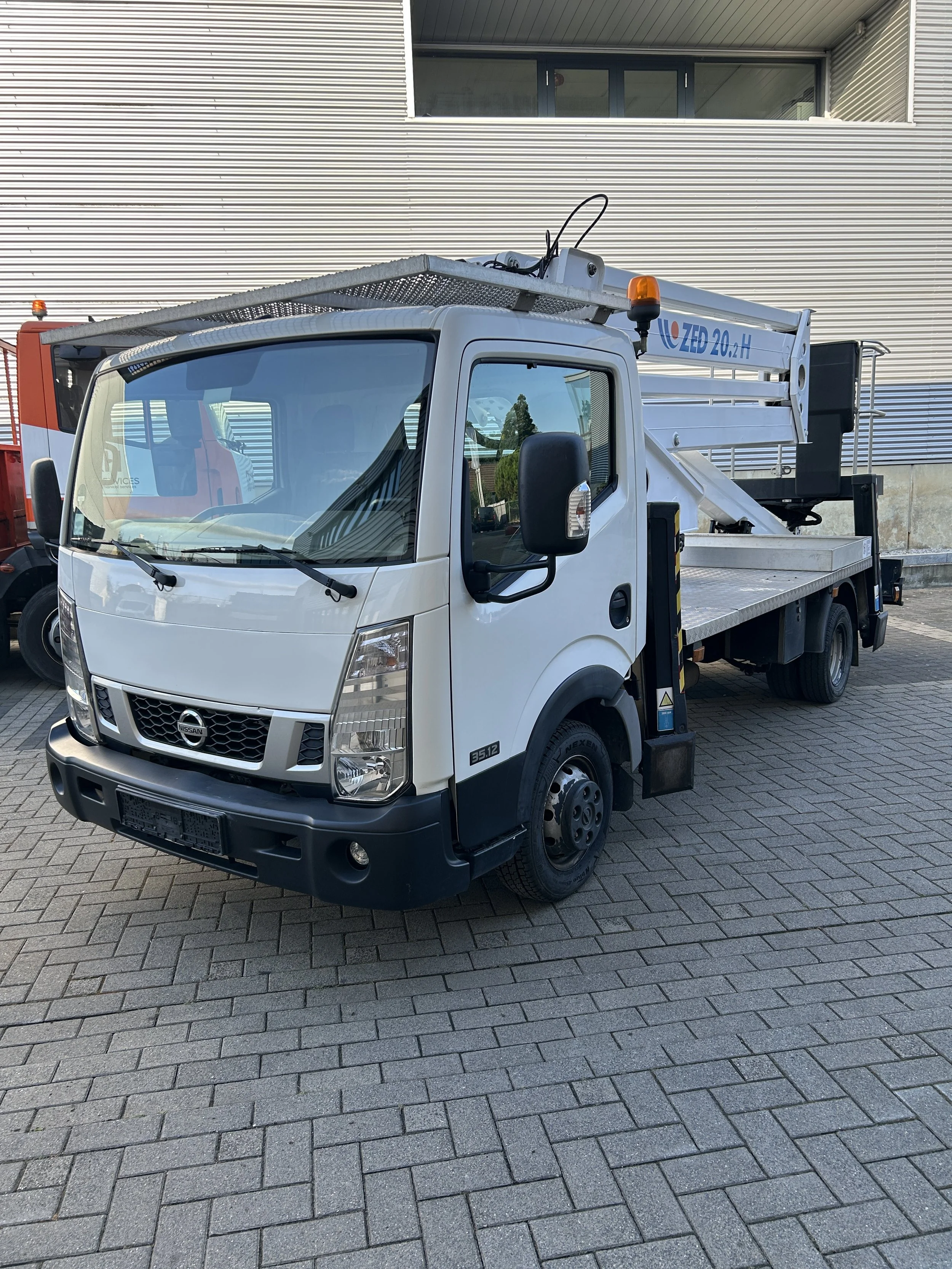 Nissan NT400 CTE ZED 20.2 H