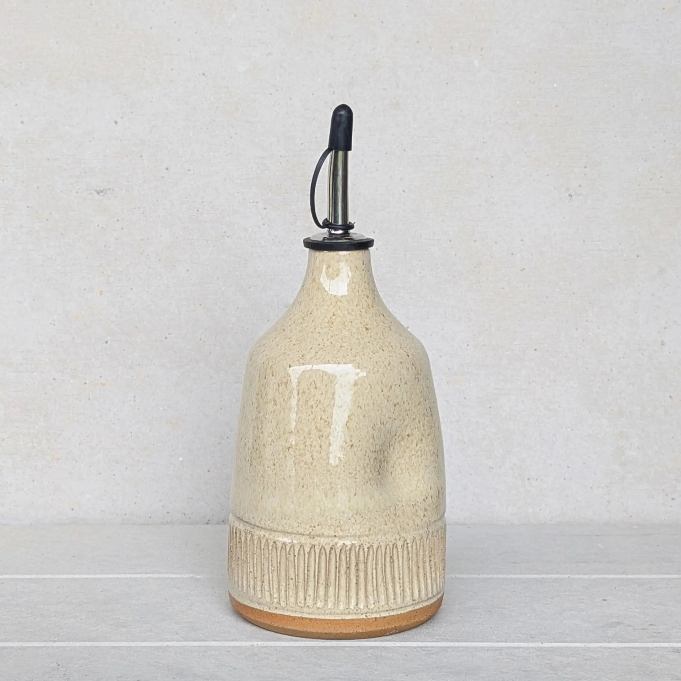 Dimple Oil Bottle - Wheat 2
