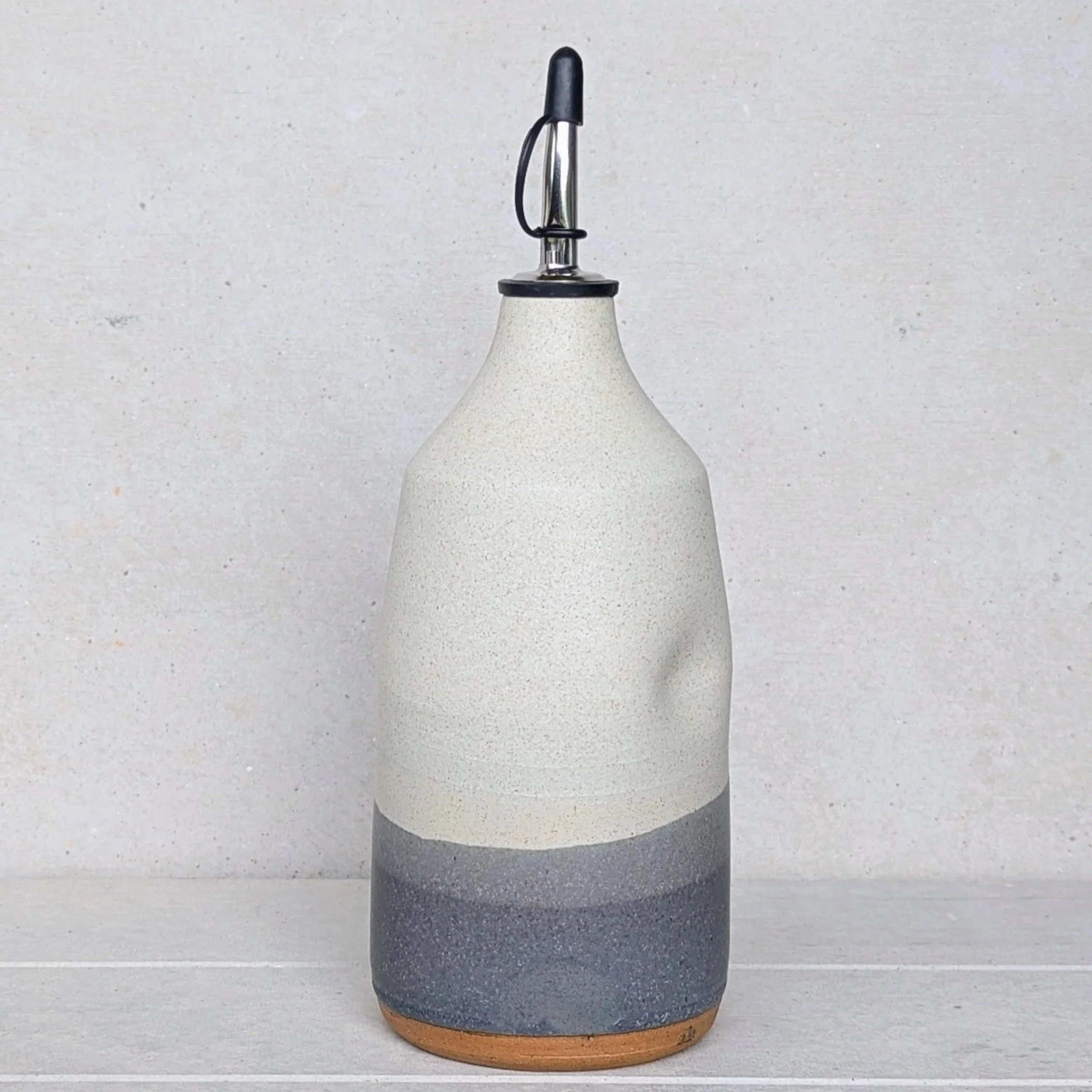 Dimple Oil Bottle - Dusty Blue 1
