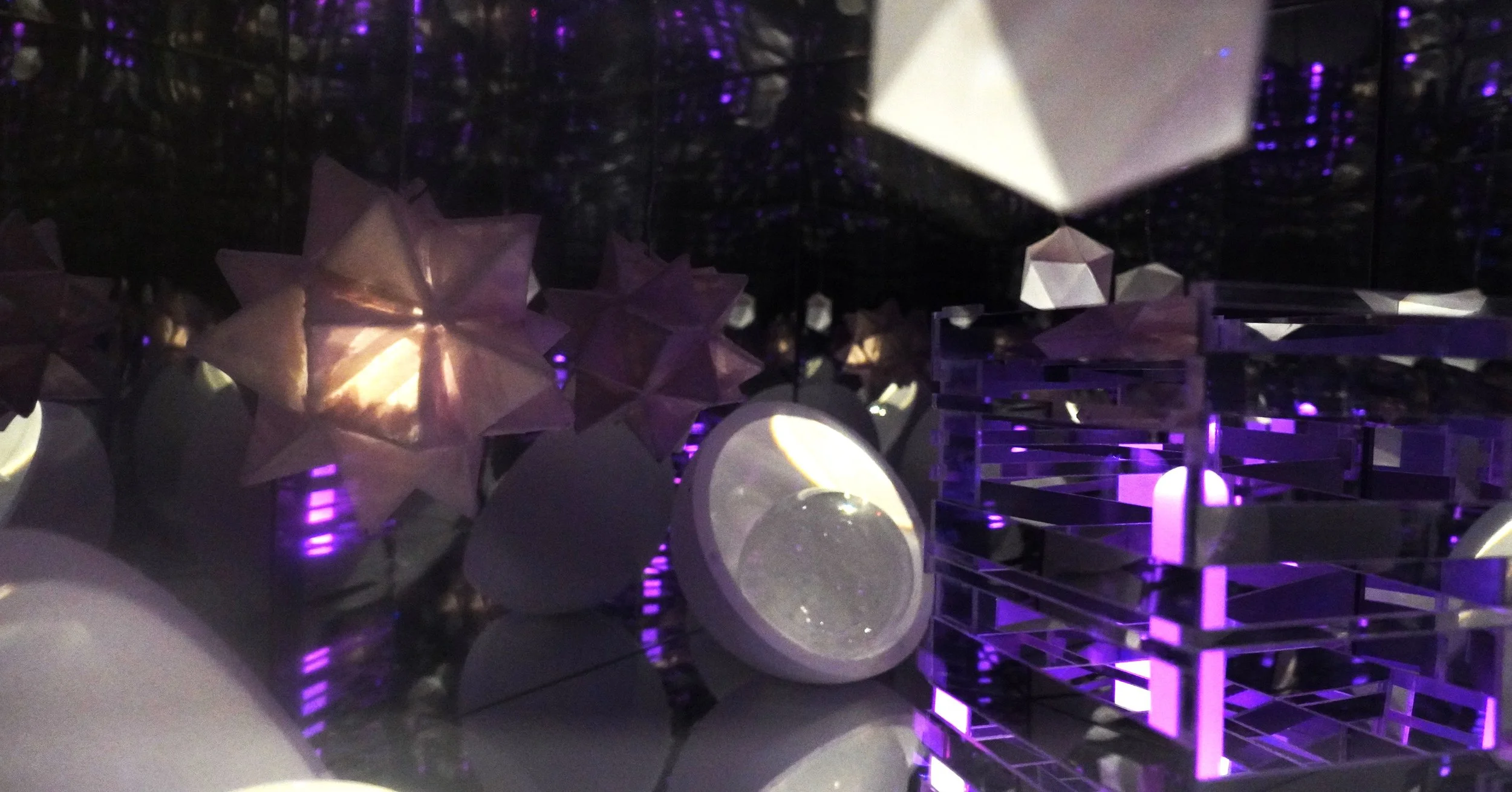 Multiverse / Public Installation