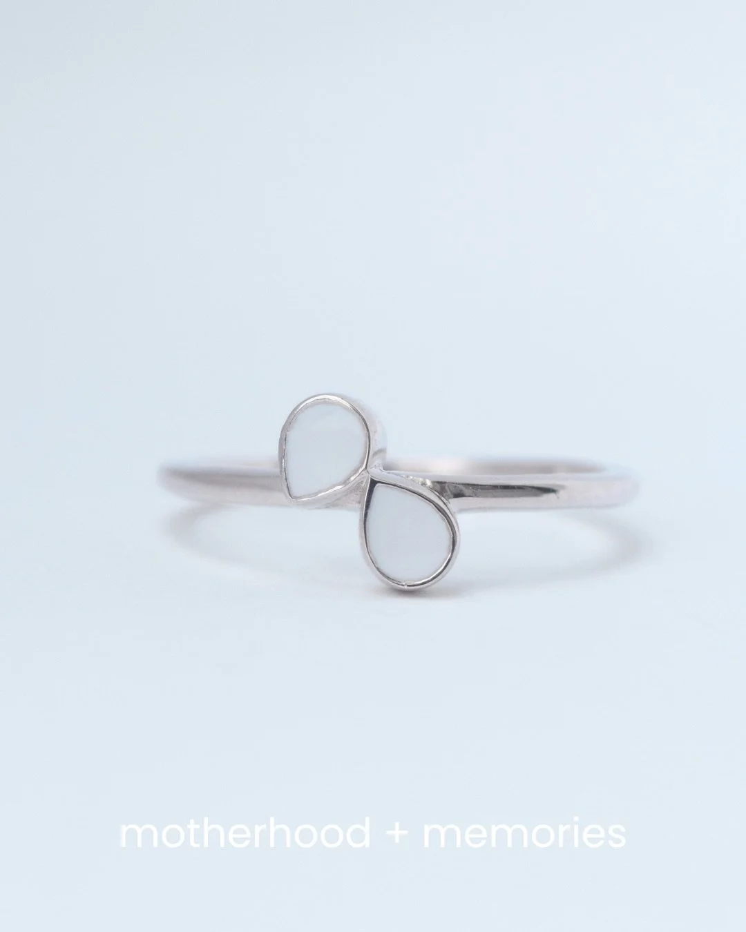 Three gorgeous pieces from the new collection 🤍 

What&rsquo;s not to love about all the glorious new sparkles!!

✨️ Double Droplet Ring with a just milk finish

✨️ Halo Pendant with a just milk finish 

✨️ Allure Stacker Milk Ring with a just milk 