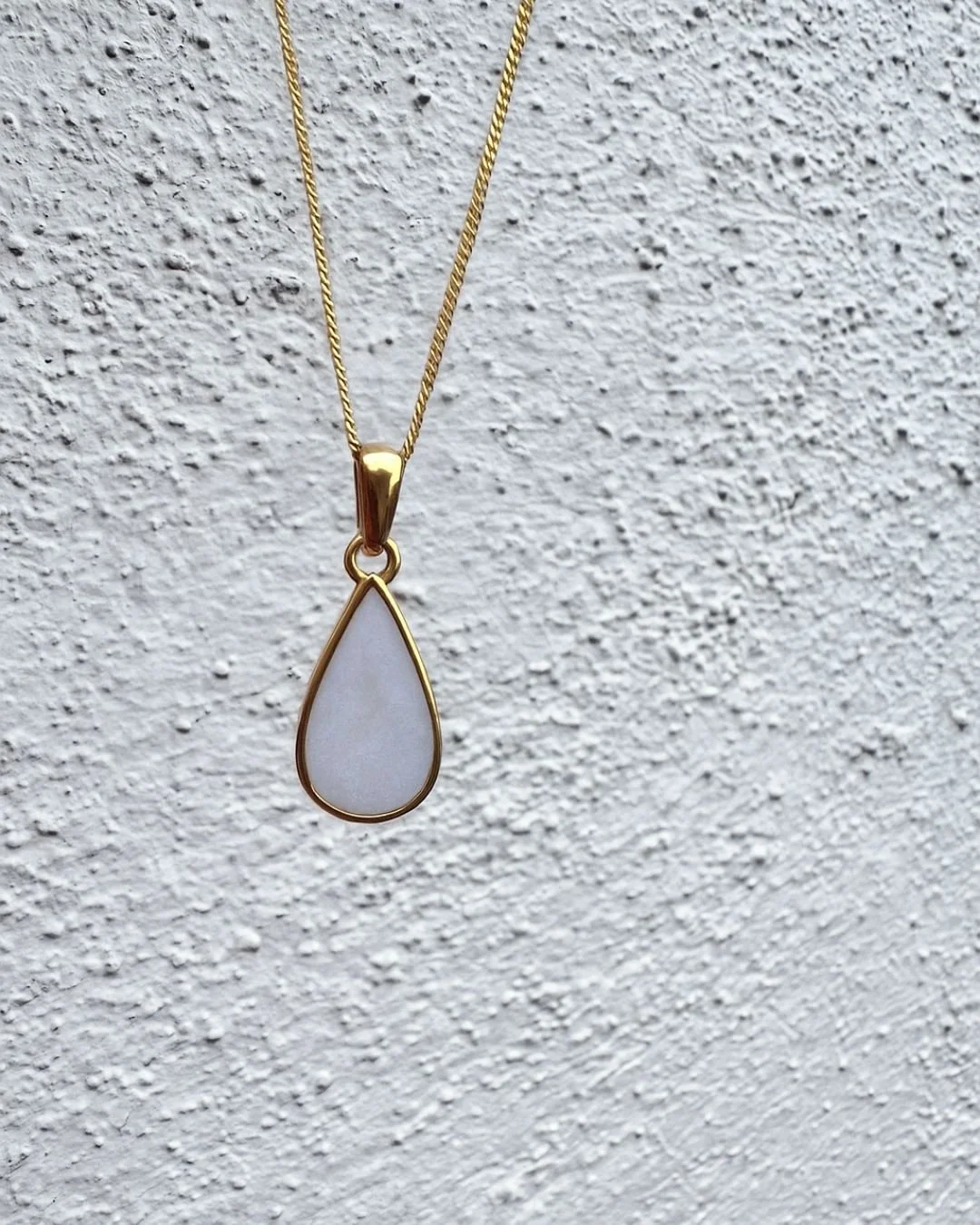 teardrop-gold2.jpg