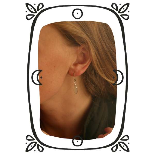 Dangle earring