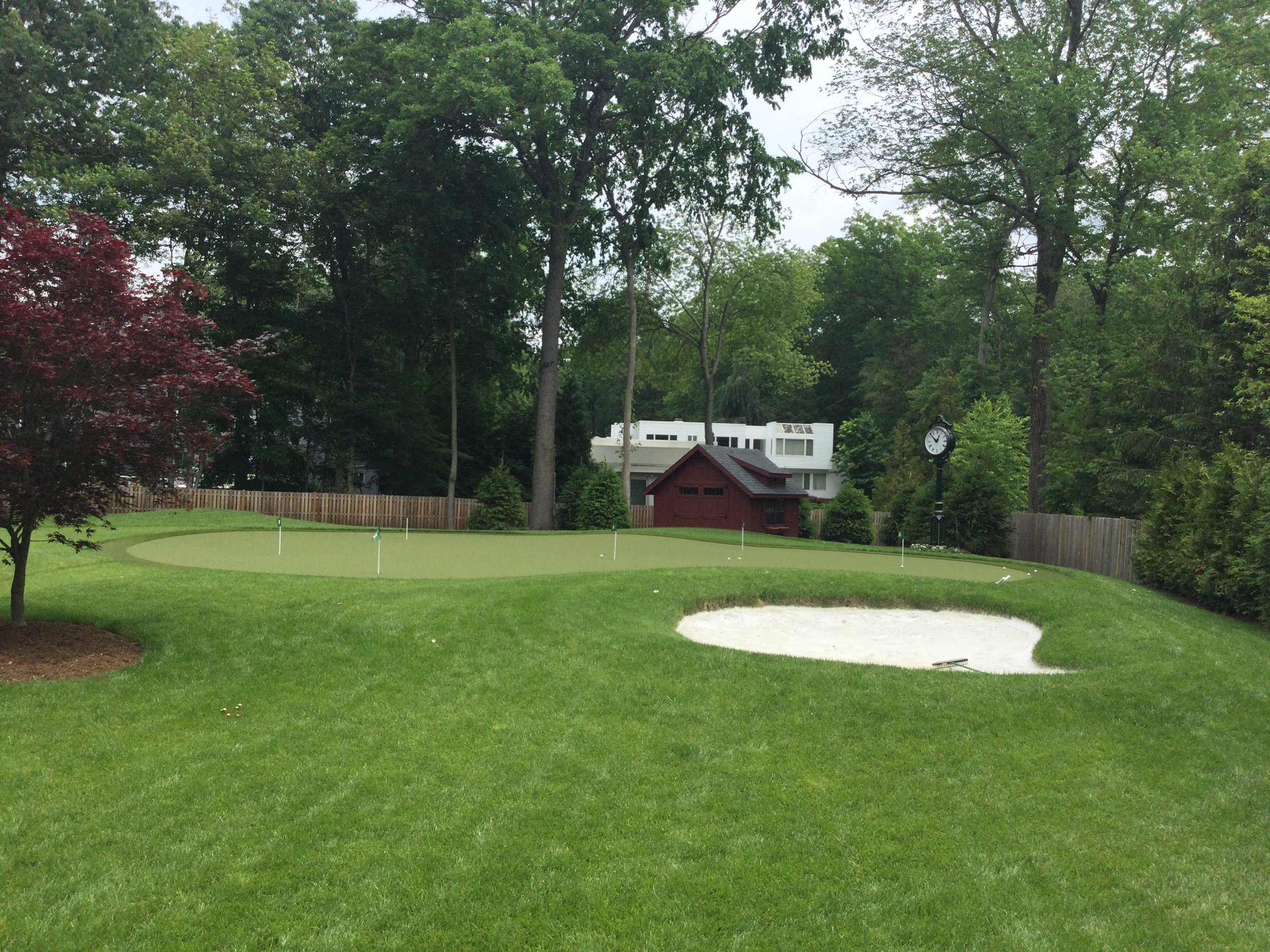 Backyard Golf Practice Putting Greens Installer