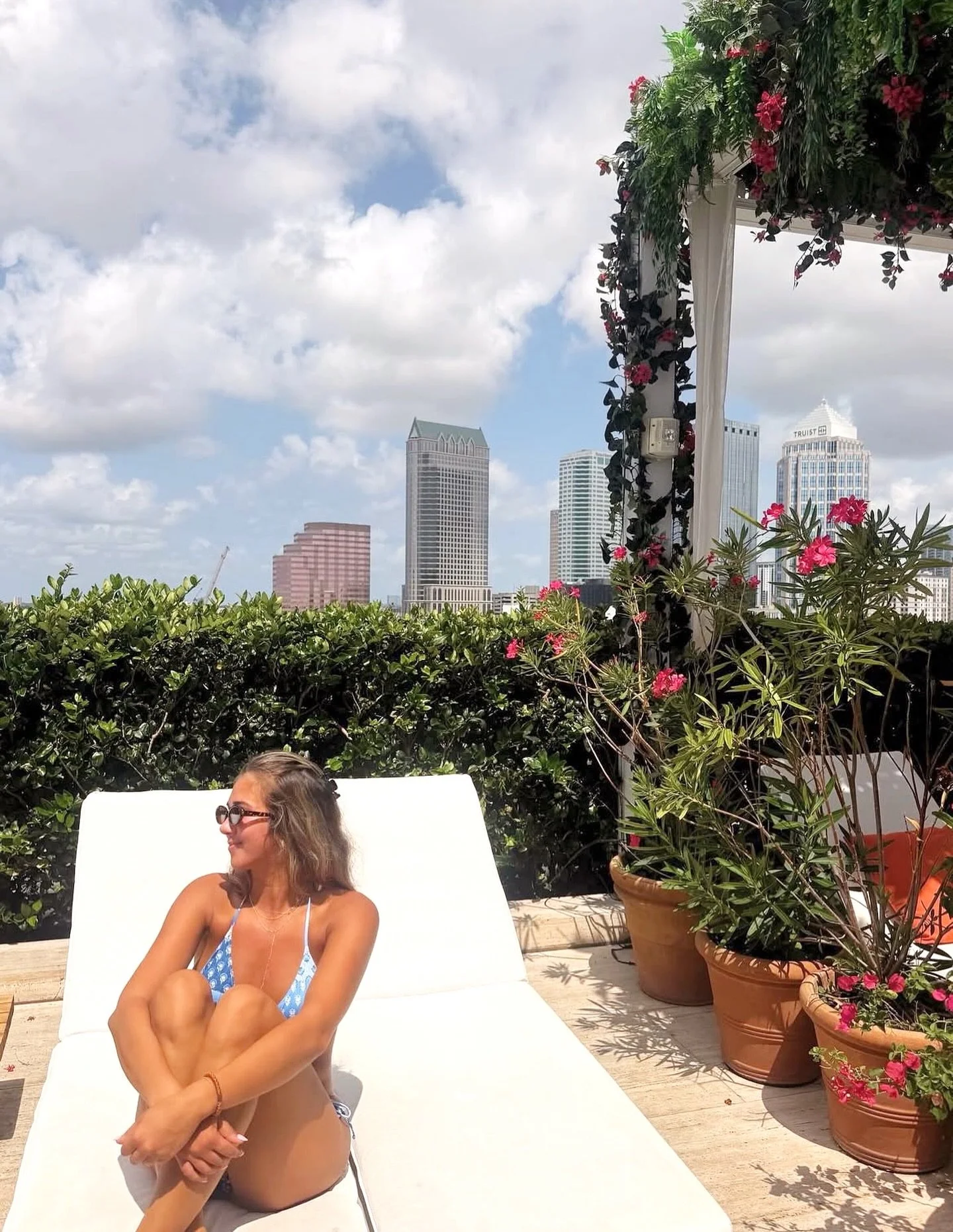 813 &amp; UT DG 🌺👙⛅️

#813day #tampabay