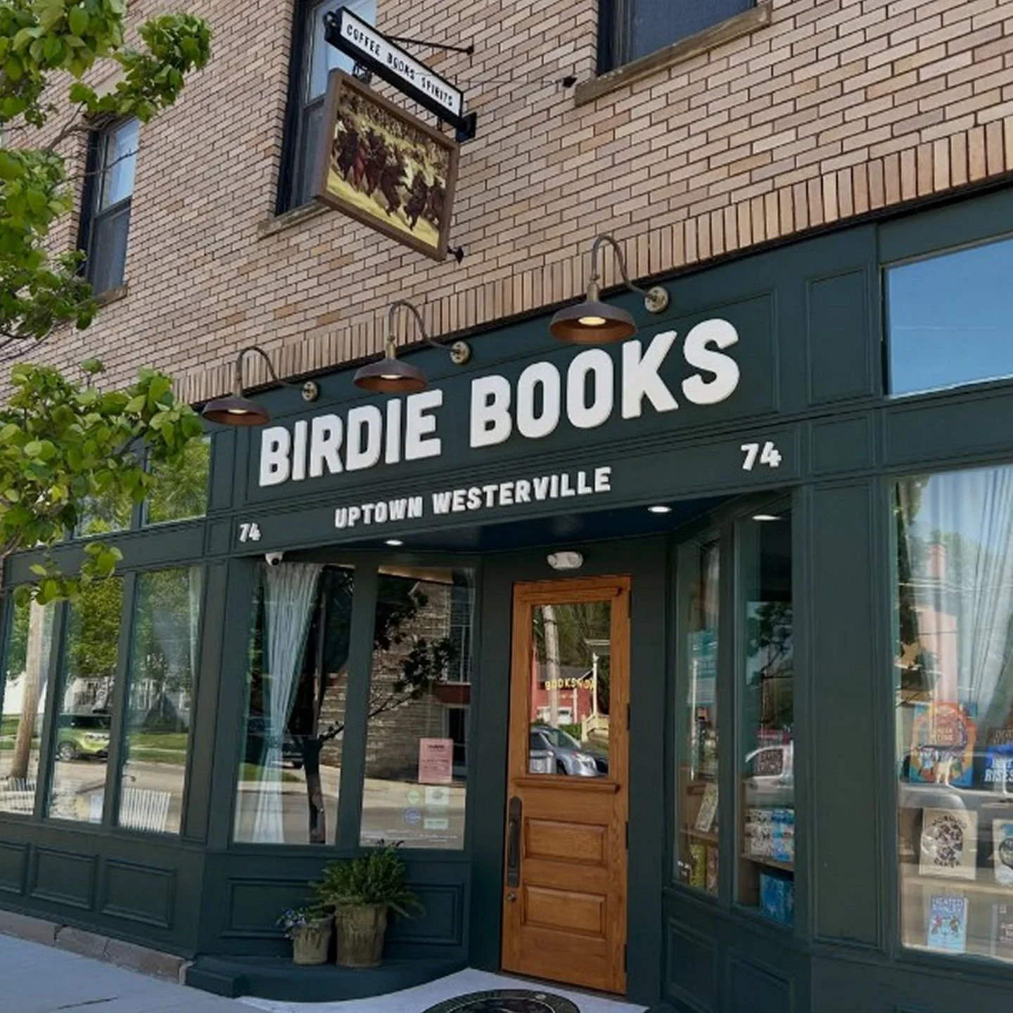 If you haven&rsquo;t visited our neighbors at Birdie Books in Uptown Westerville lately, you&rsquo;re missing out! This local gem has leveled up with the addition of ReadMore Bar &amp; Micro-Bakery&mdash;a cozy, screen-free sanctuary designed for get