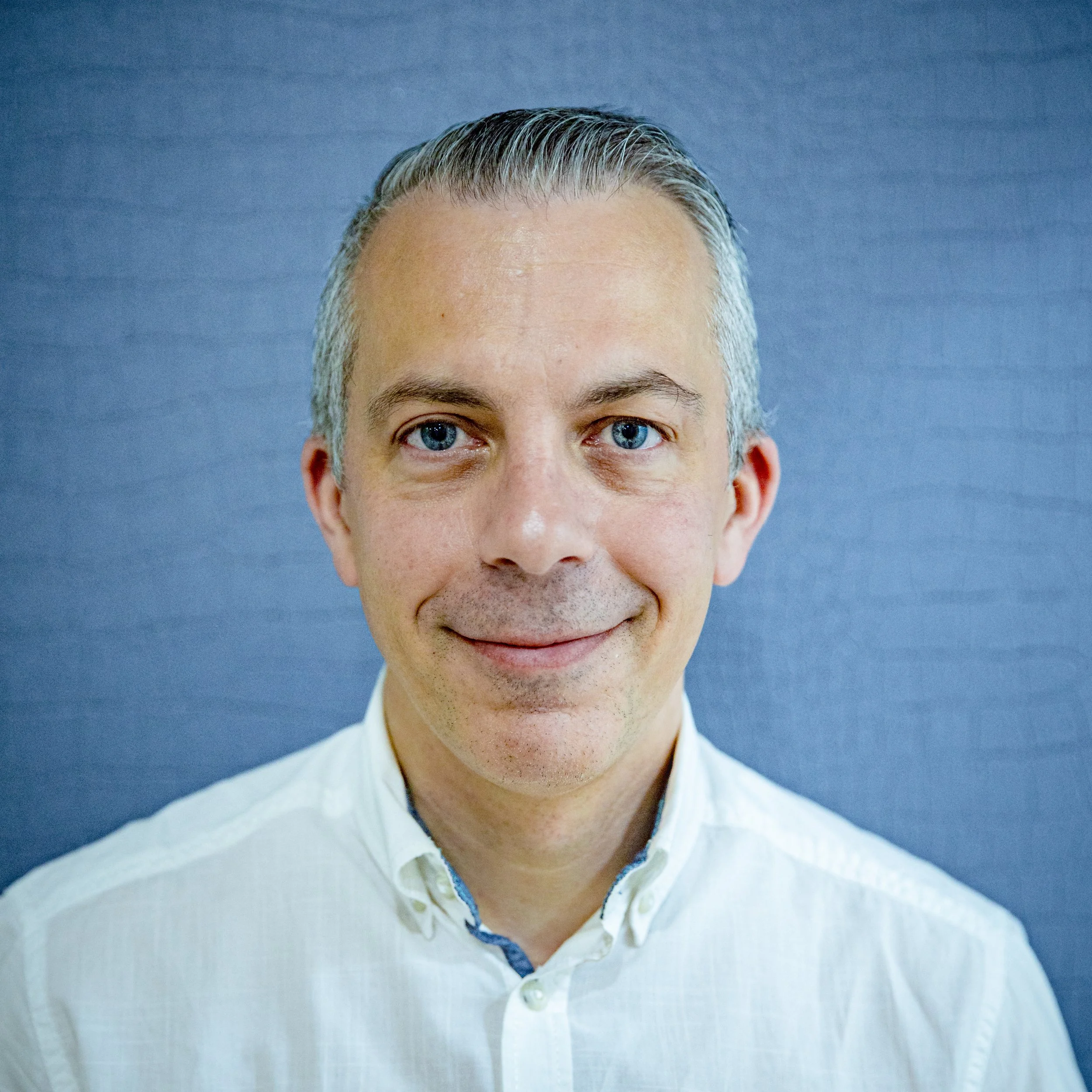 Retrat de Gaëtan Chomat, expert en osteopatia esportiva, fisioteràpia i hipnosi ericksoniana a Sant Julià de Lòria, Andorra.