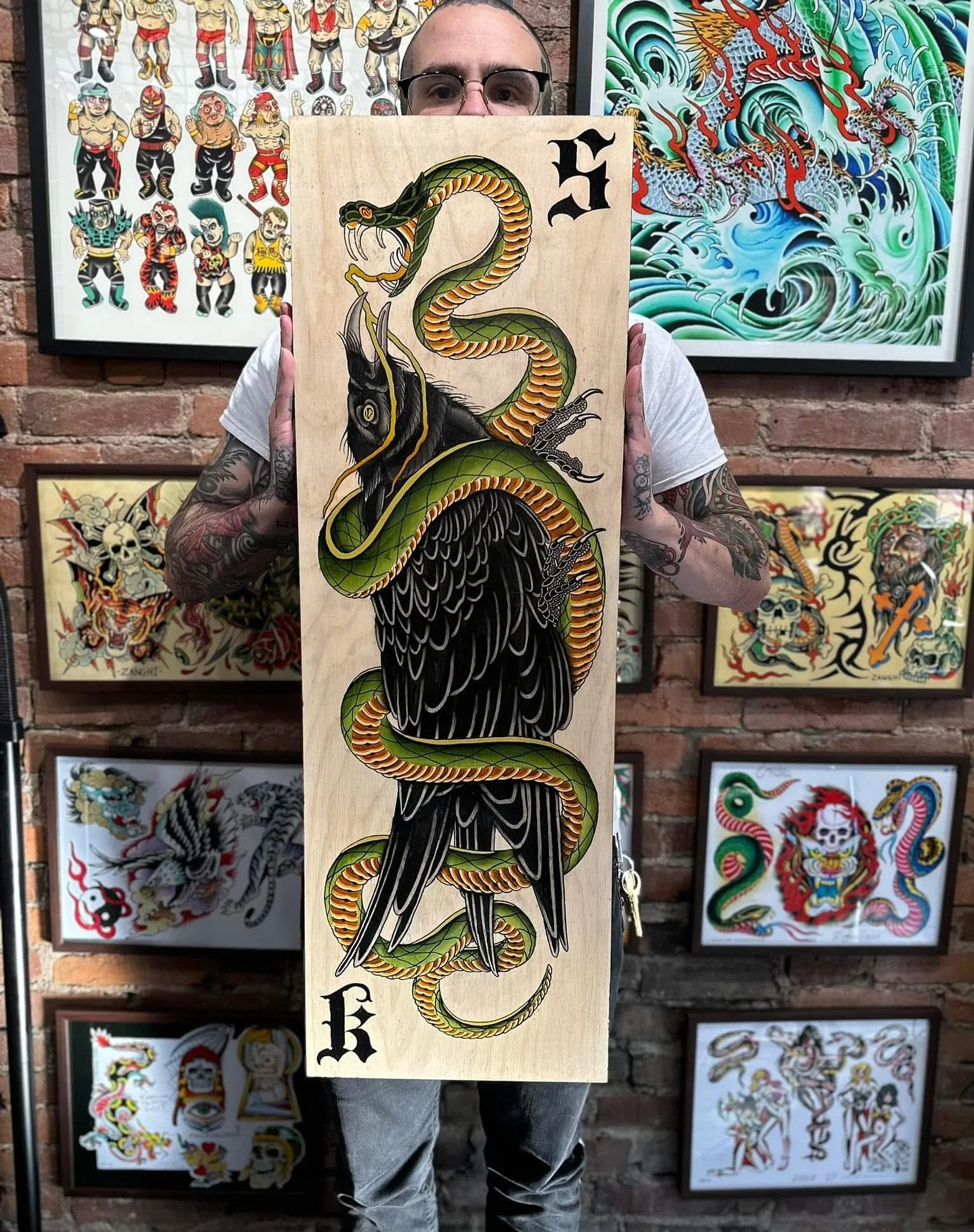 A favorite of mine I painted back in 2022. I always enjoyed the look of stuff on wood.

#tattooflash #pittsburgh #neotraditional #tattoos #illustration