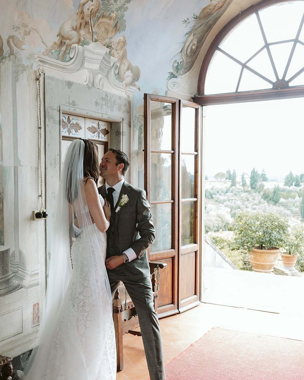 Summer&rsquo;s here and there&rsquo;s no better time to start planning a beautiful destination wedding! ☀️

Fancy a chateau by a lake? No problem! Or maybe a Villa by the sea, we&rsquo;ve got you! 

However and wherever you choose to have your incred