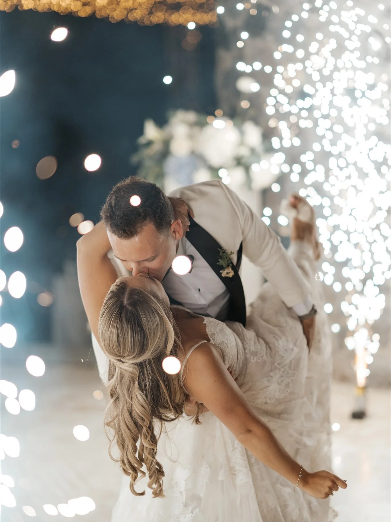 When Santorini is your back drop &hellip; 👀 

Still can&rsquo;t get over M&amp;H&rsquo;s incredible wedding weekend. So much love, laughter and of course excellent views of The Caldera 🤍

The best team of suppliers: 
📋 @kaynorthrup &amp; @yourwedd