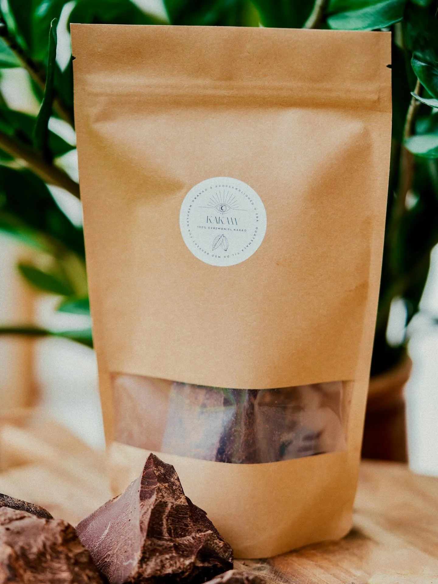 Plantemed|cin er s&aring; potent som dens ophav.
- Ved du hvor din ceremonielle kakao kommer fra? 🌳

Smag og tekstur ER vigtig, men det er den ceremonielle kakaos ophav ogs&aring;. Vil du arbejde dybt, &aring;bne hjertet og bl&oslash;dg&oslash;re, d