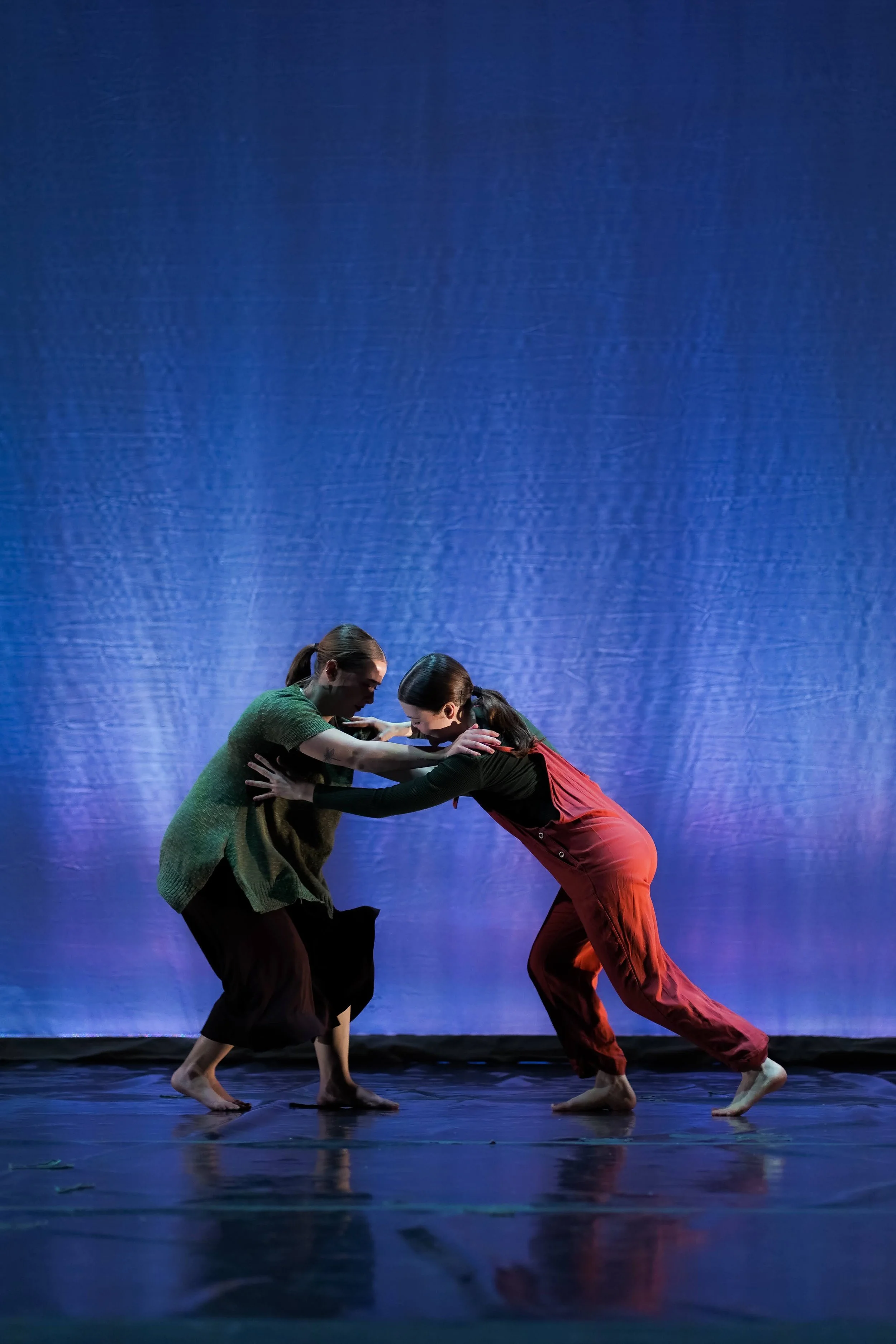 On Shattered Glass We Walk 01 Dancers 
Photo Credit Eli Borgs