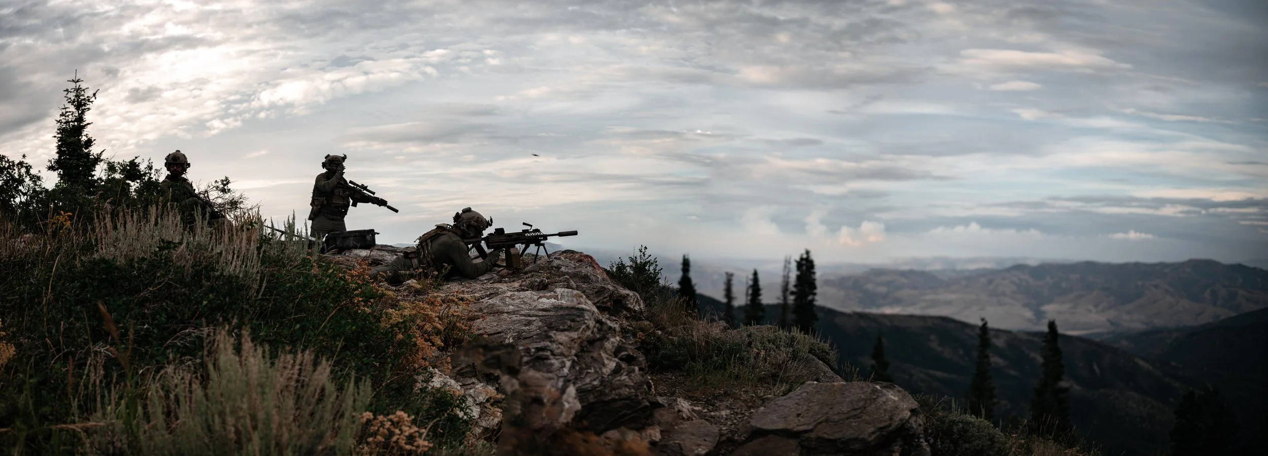 20260722_26Xema_SKB+Nanuk+FN+Leupold+OR_08717-Pano.jpg
