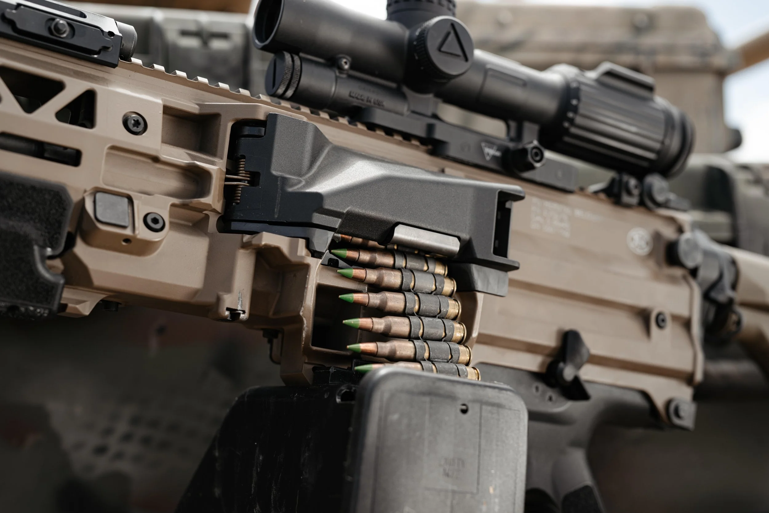 20260724_26Xema_SKB+FN+Trijicon+Reebook_18629.jpg