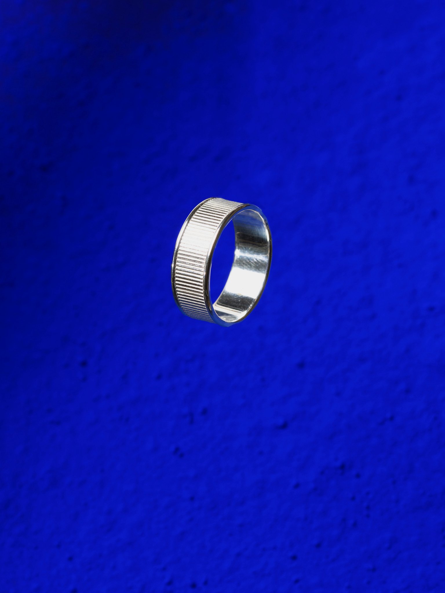 coral-inspired-sustainable-zilver-ring-2-rotterdam.jpeg
