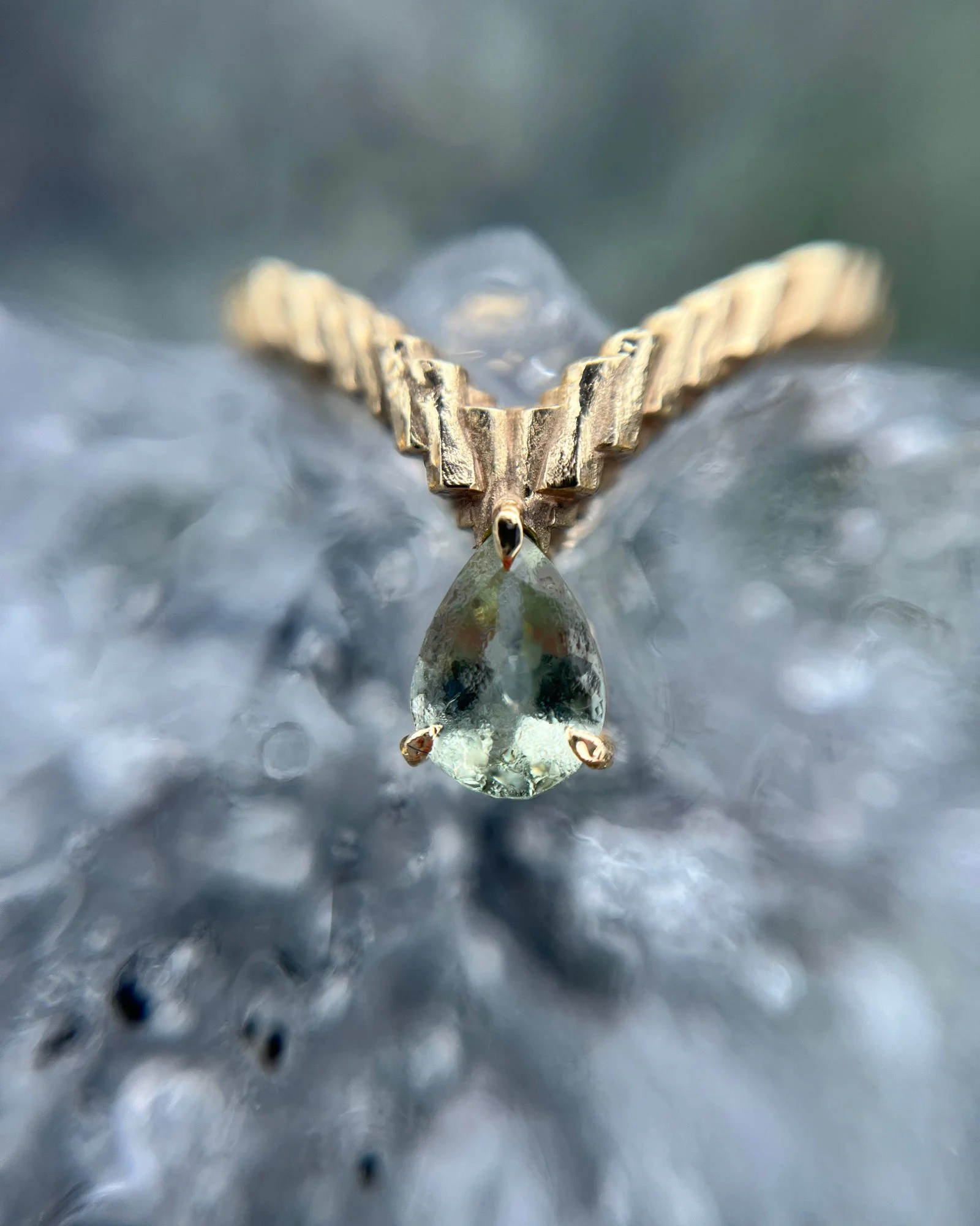 tremor-14kt-recycled-gold-ring- dew-5.jpg