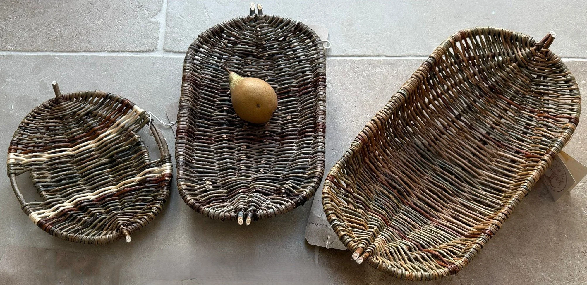 Simple frame baskets - bread basket, fruit basket, key basket ...