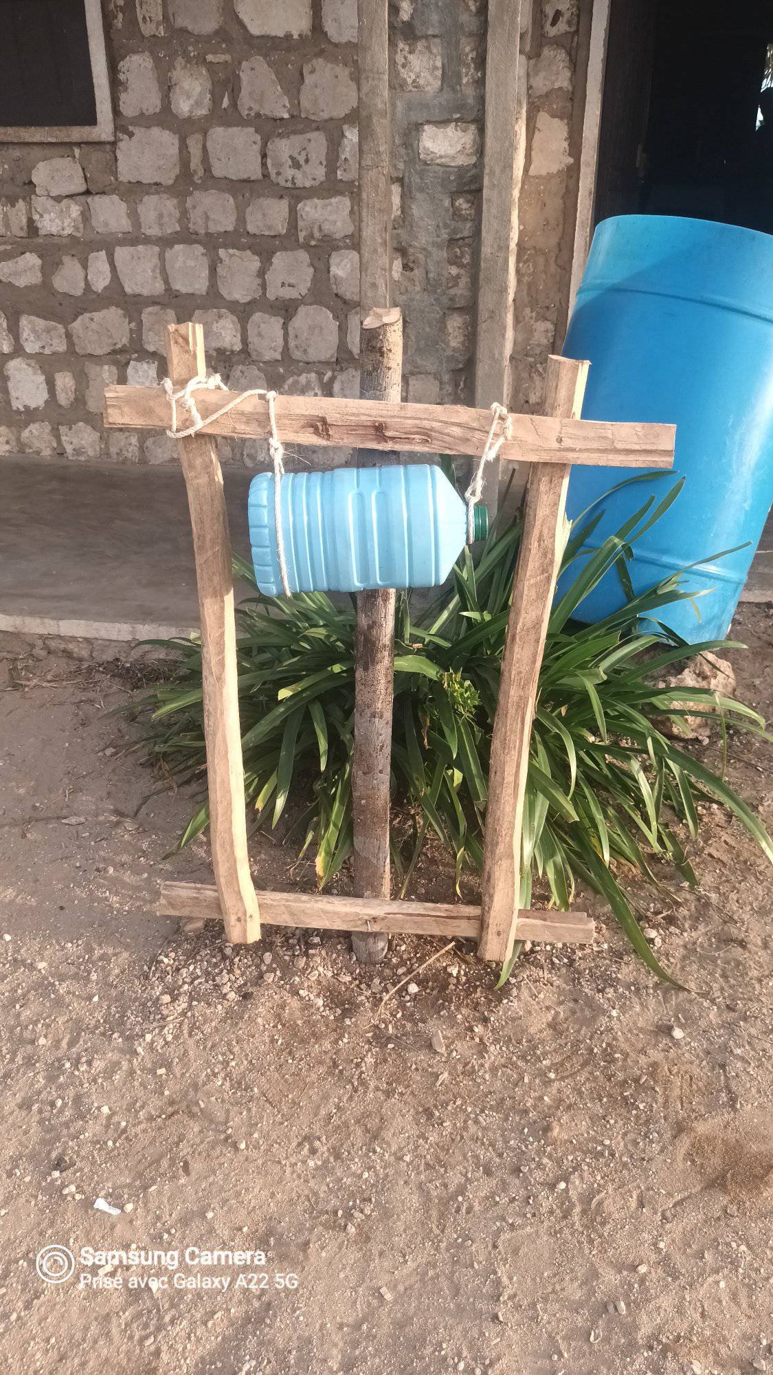 lave main EPP ankazo.jpg