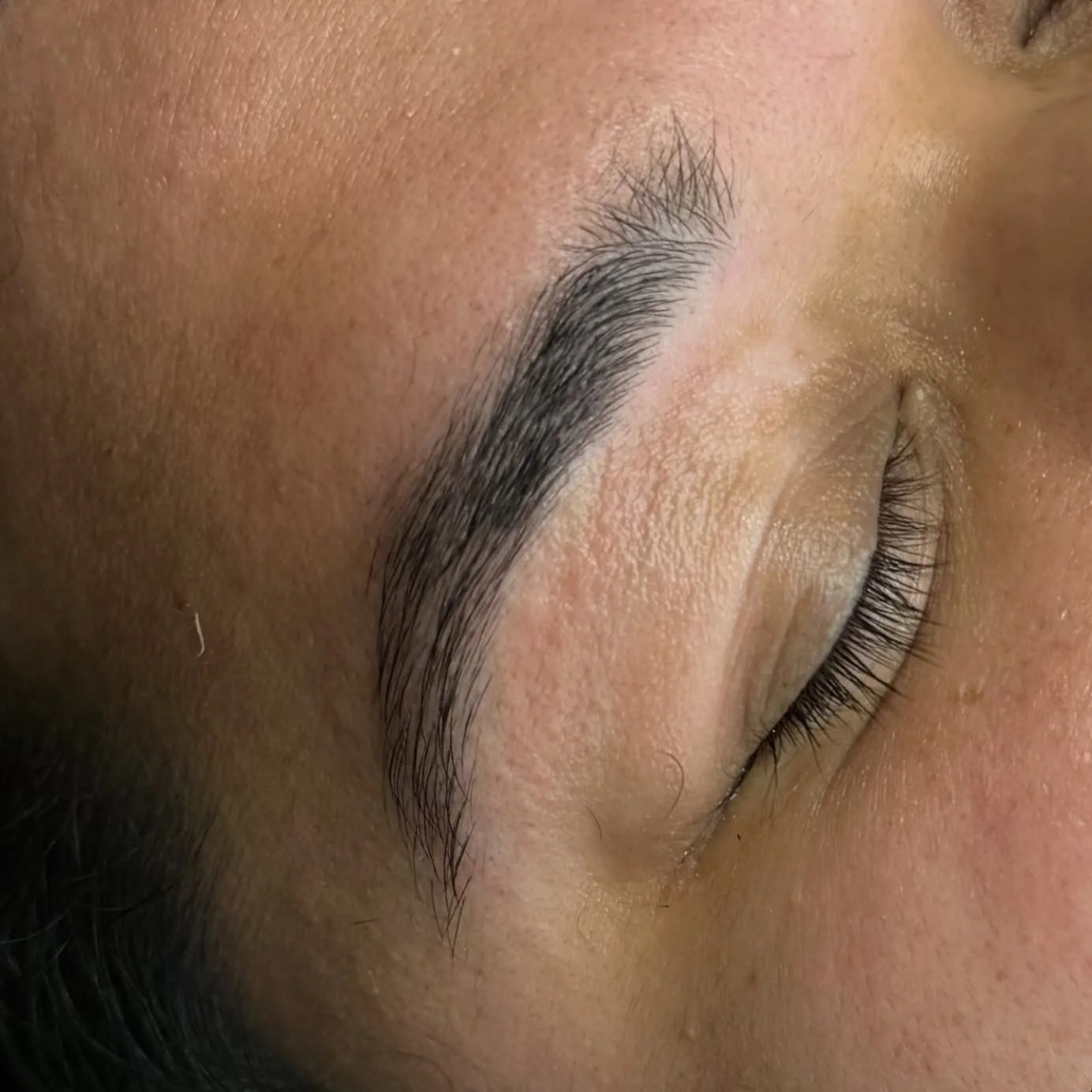 Get cleaned up before Halloween and achieve any makeup look!

#browwaxing #browwax #ʙʀᴏᴡsʜᴀᴘɪɴɢ #denverbrows #colorado #denver #browshaping #browartist #brows