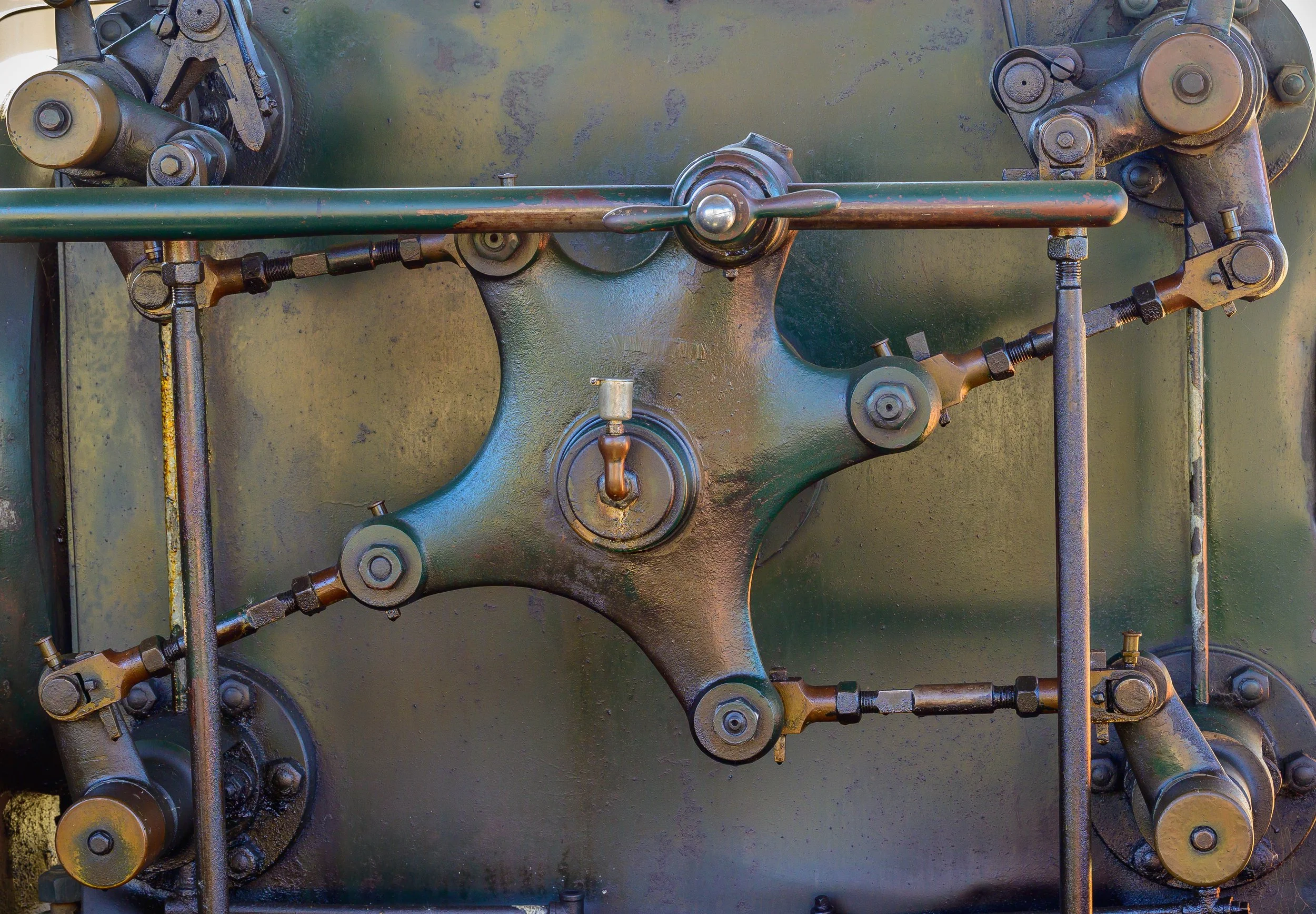 Engine control linkage