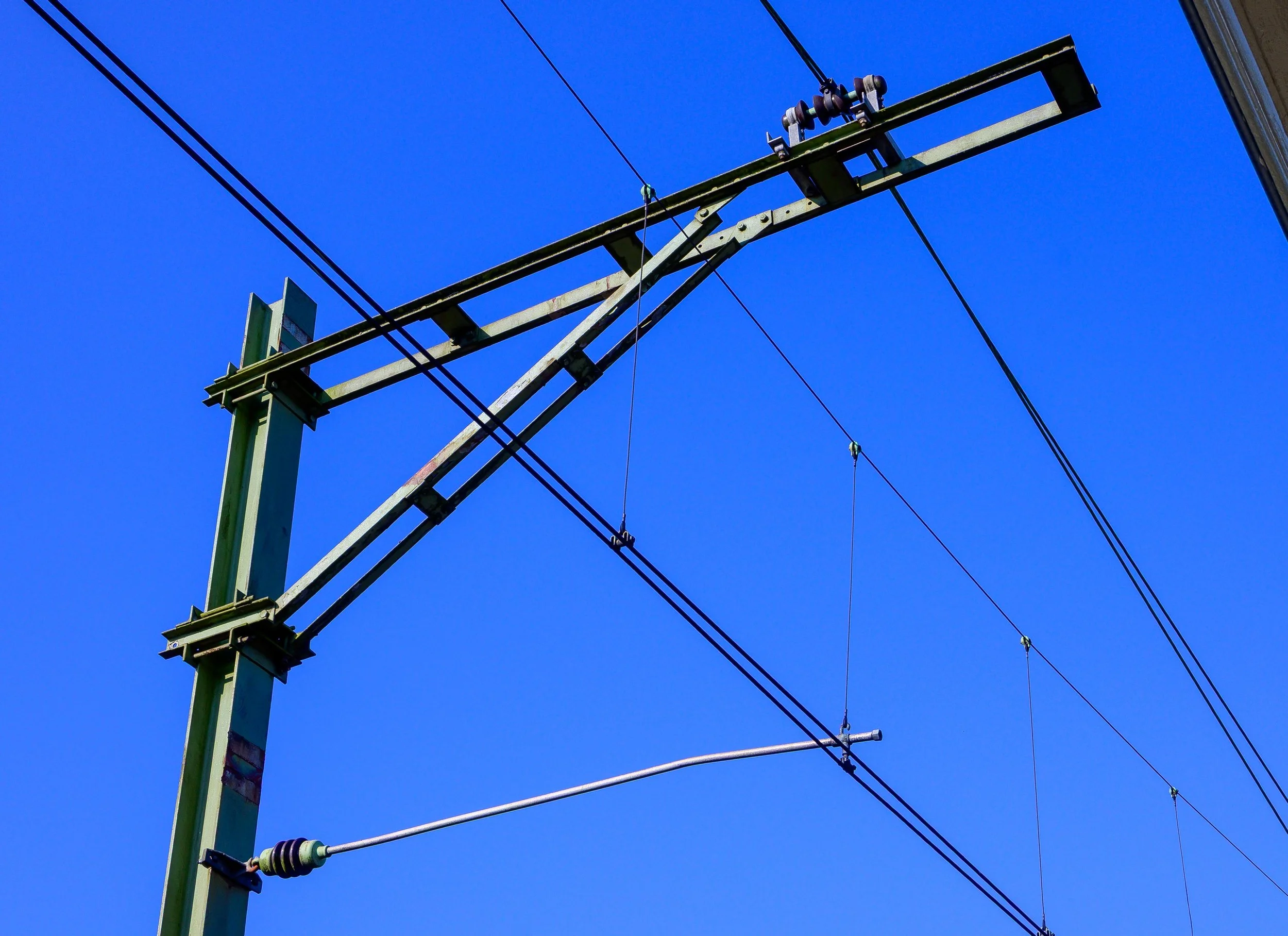 Train wiring, Netherlands