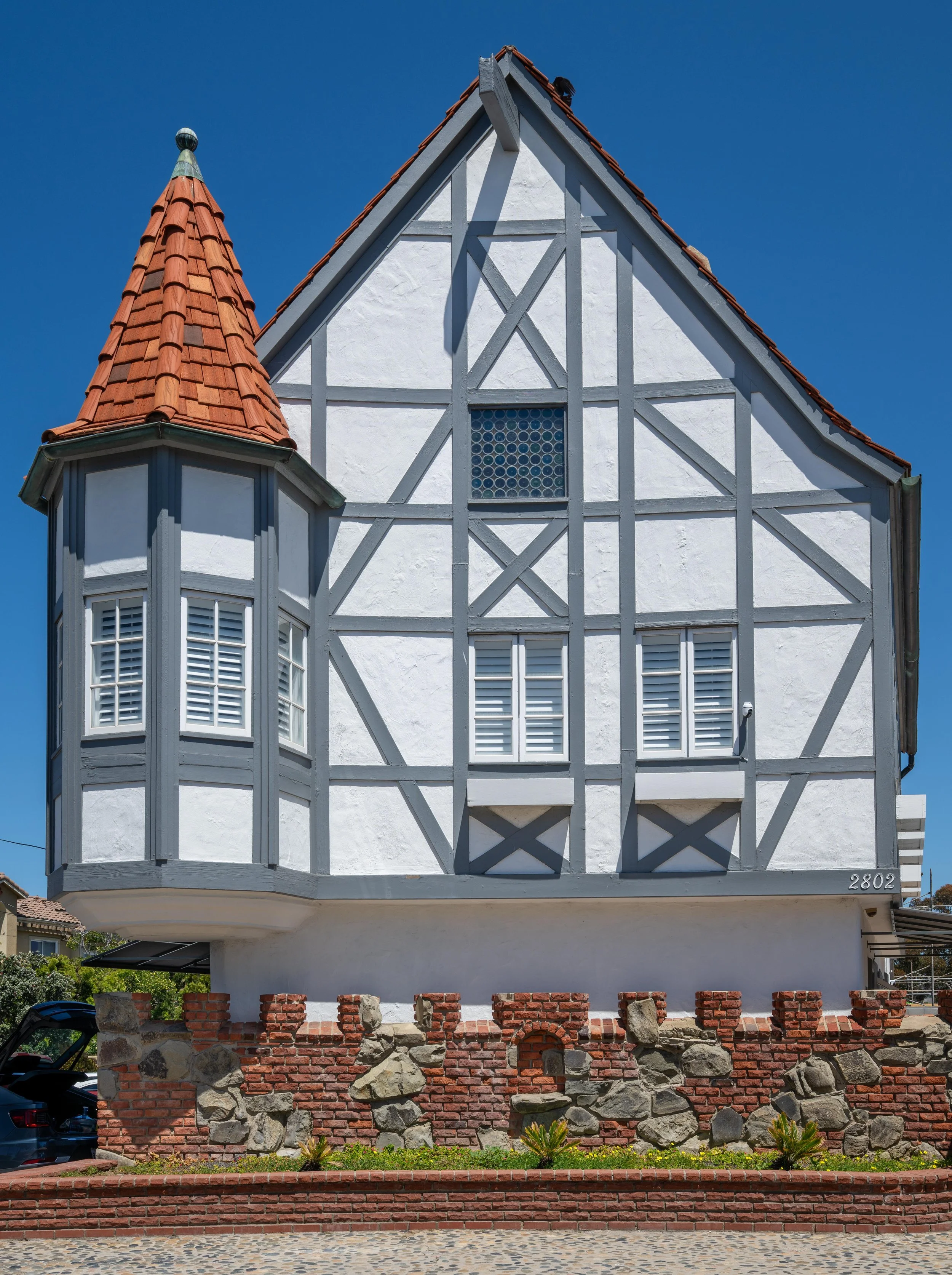 Building, Carlsbad, CA