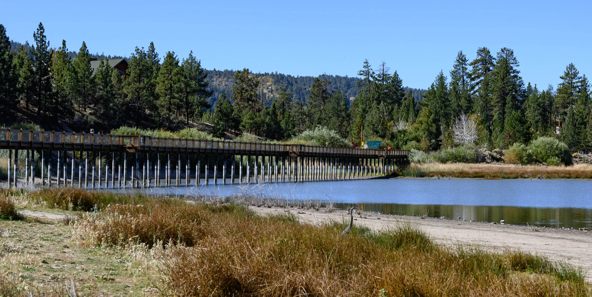 Big Bear Lake walkway outside view