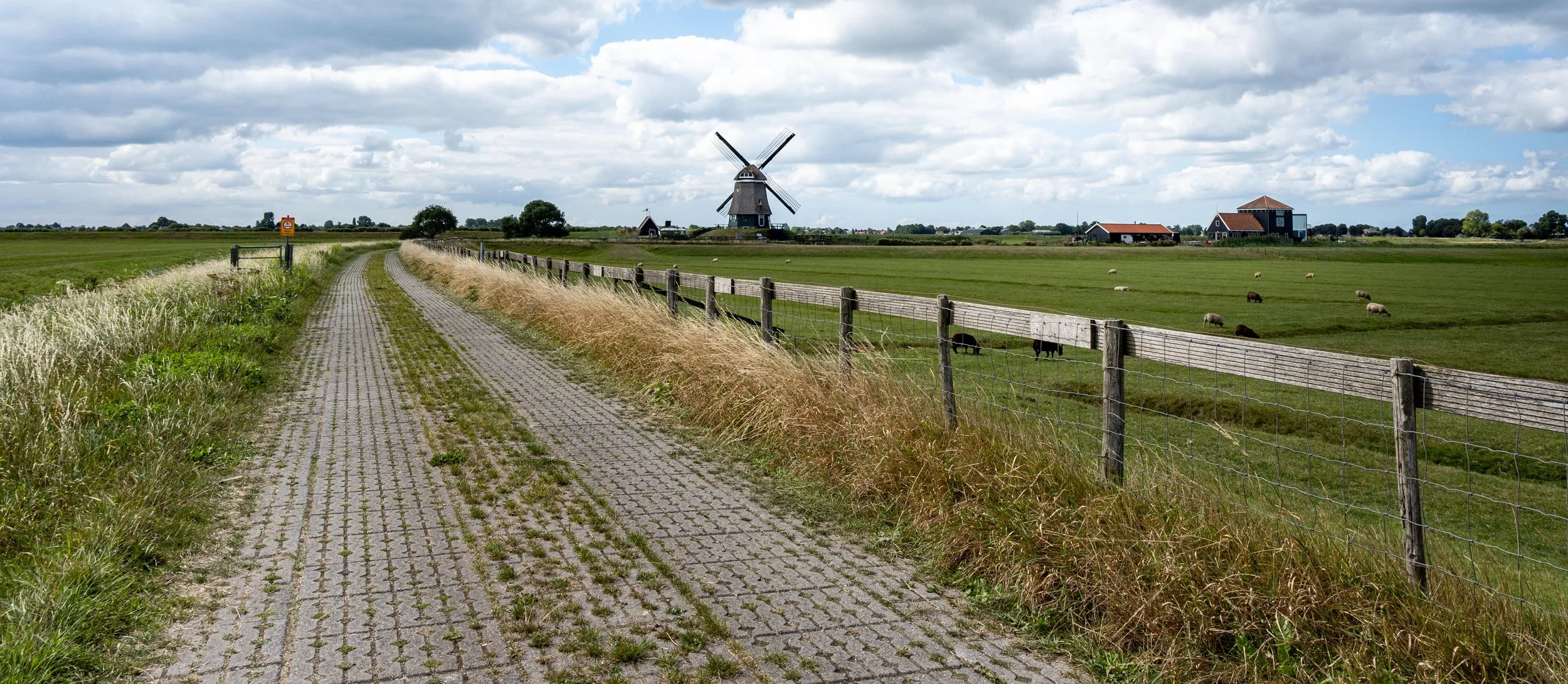 Farm road, Netherlands