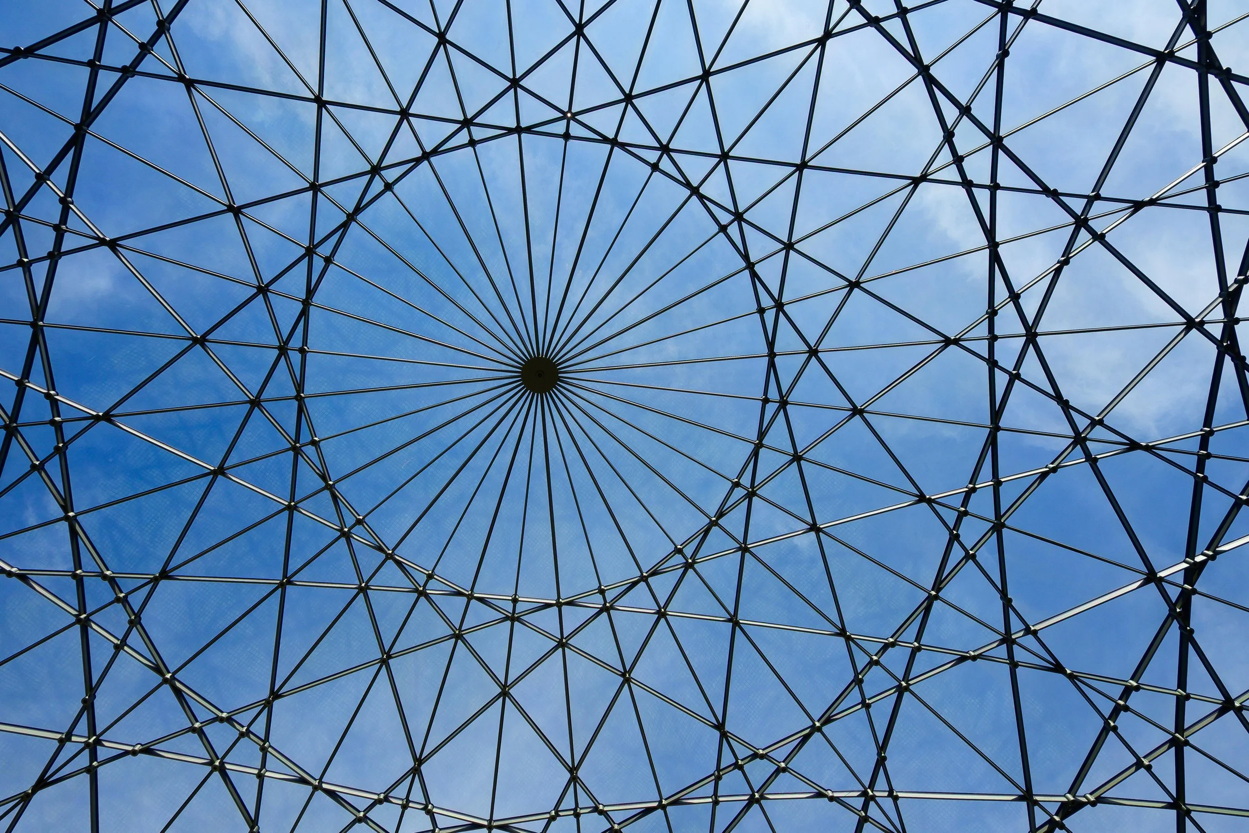 Roof frame, museum courtyard