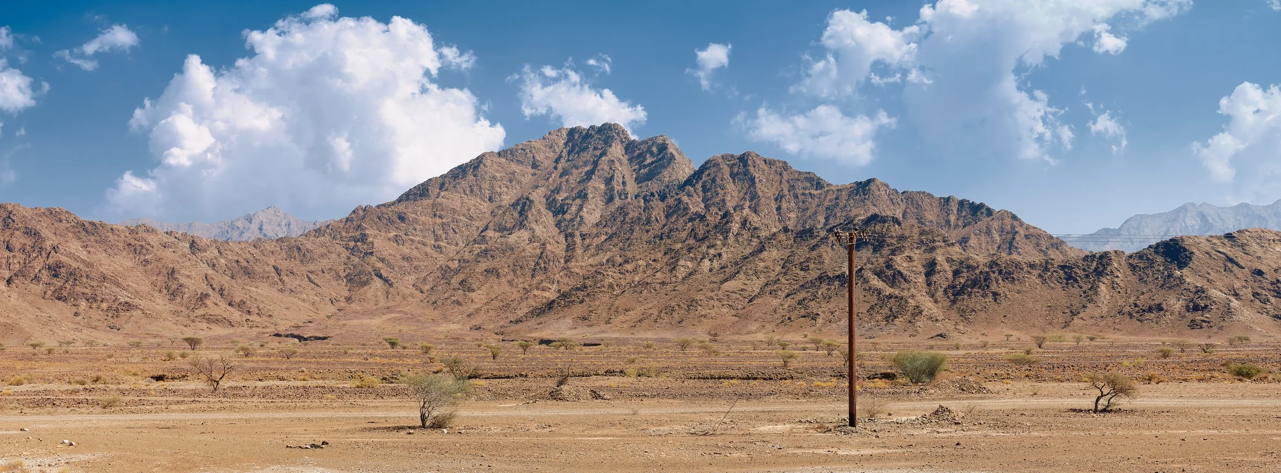 Masafi - Dibba road - Old gridline pole